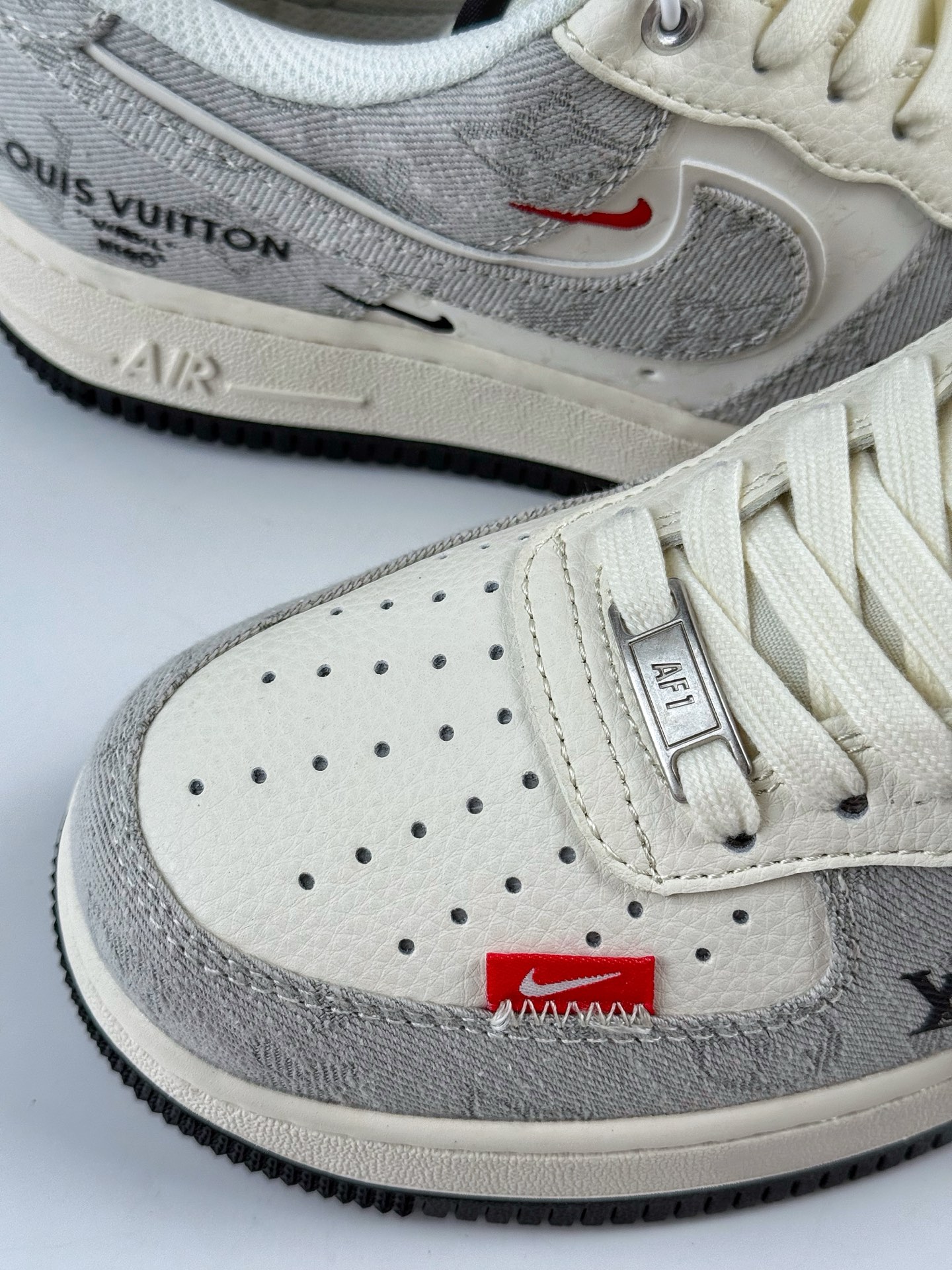 Nike Air Force 1 Low 07 x Louis Vuitton 灰白双小勾 YX5066-343