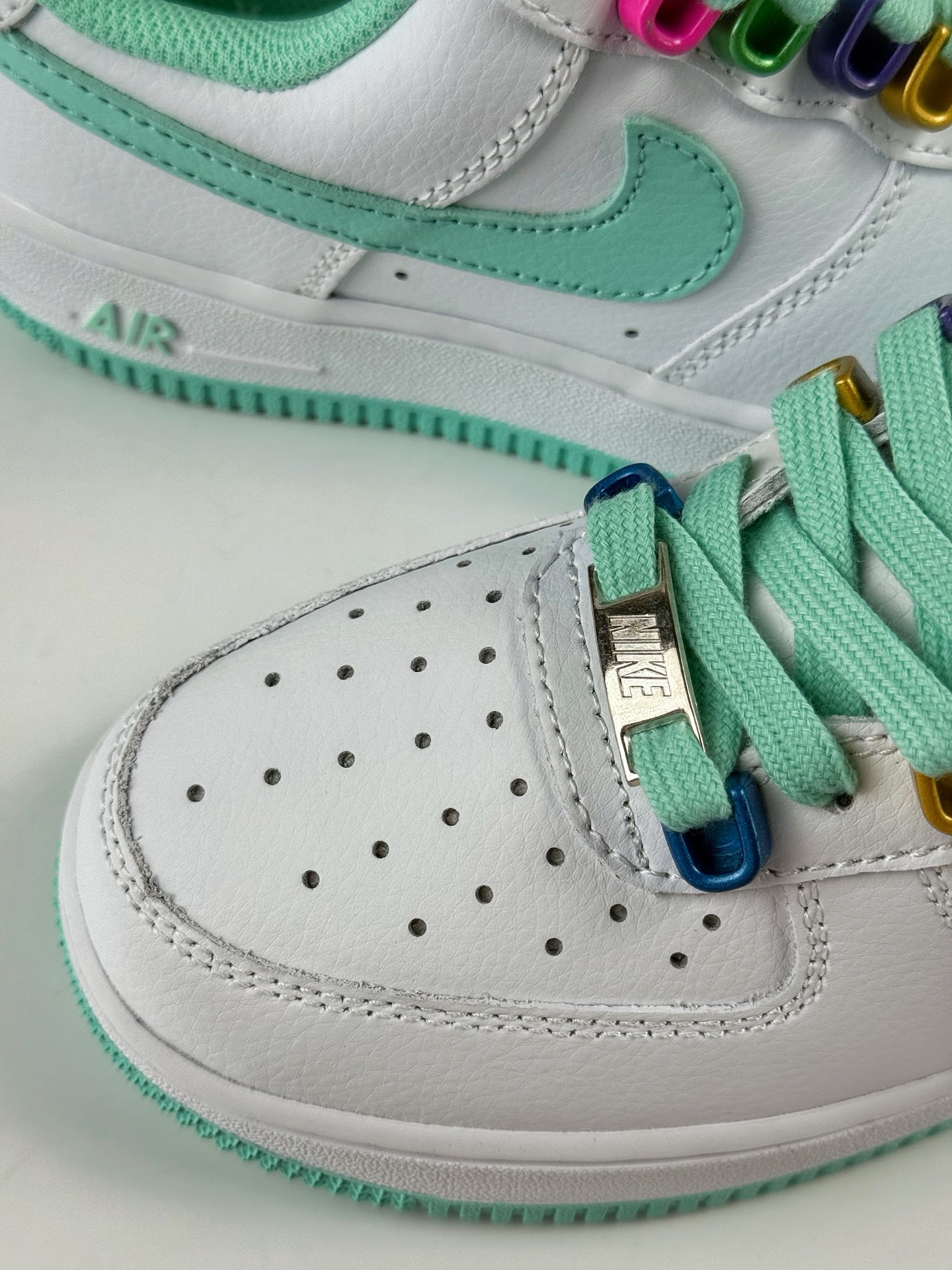 Nike Air Force 1 Low 07 白绿 DH7561-107-莆田鞋,莆田鞋货源,高仿鞋,高仿鞋货源,安福档口,莆田高仿鞋,莆田鞋批发,高仿鞋批发,莆田高仿运动鞋,高仿运动鞋,莆田运动鞋 Nike Air Force 1 Low 07 白绿 DH7561-107