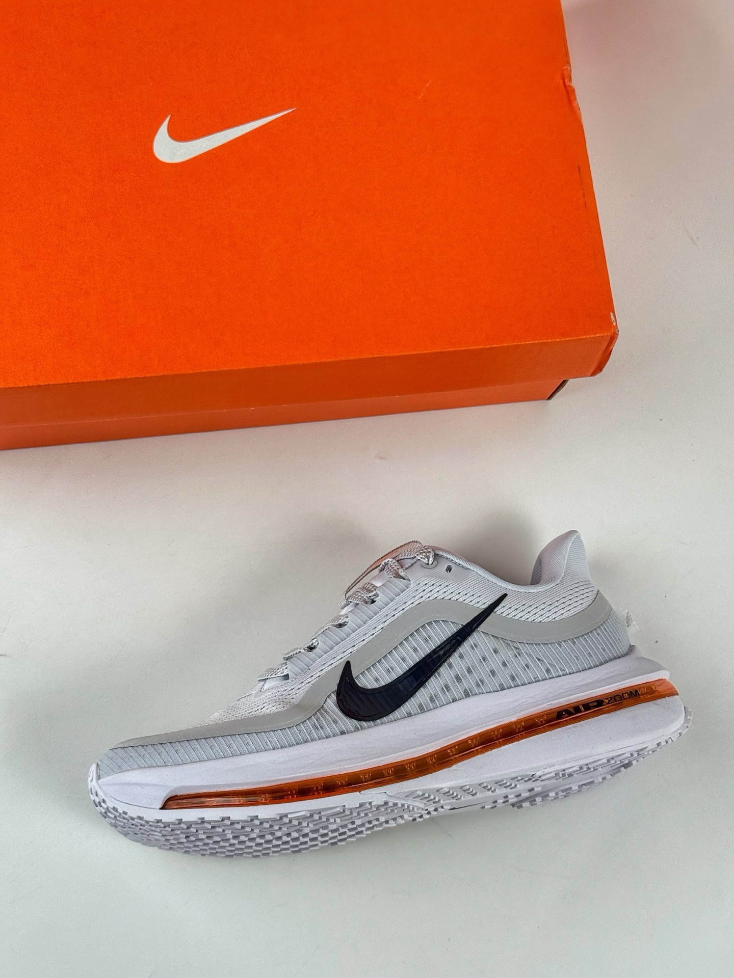 Nike Pegasus Premium 减震防滑耐磨透气 低帮跑步鞋 HQ2592-002