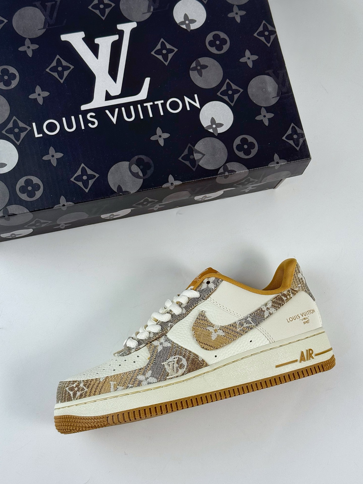 Nike Air Force 1 Low 07 x Louis Vuitton 白橙 SC9207-542
