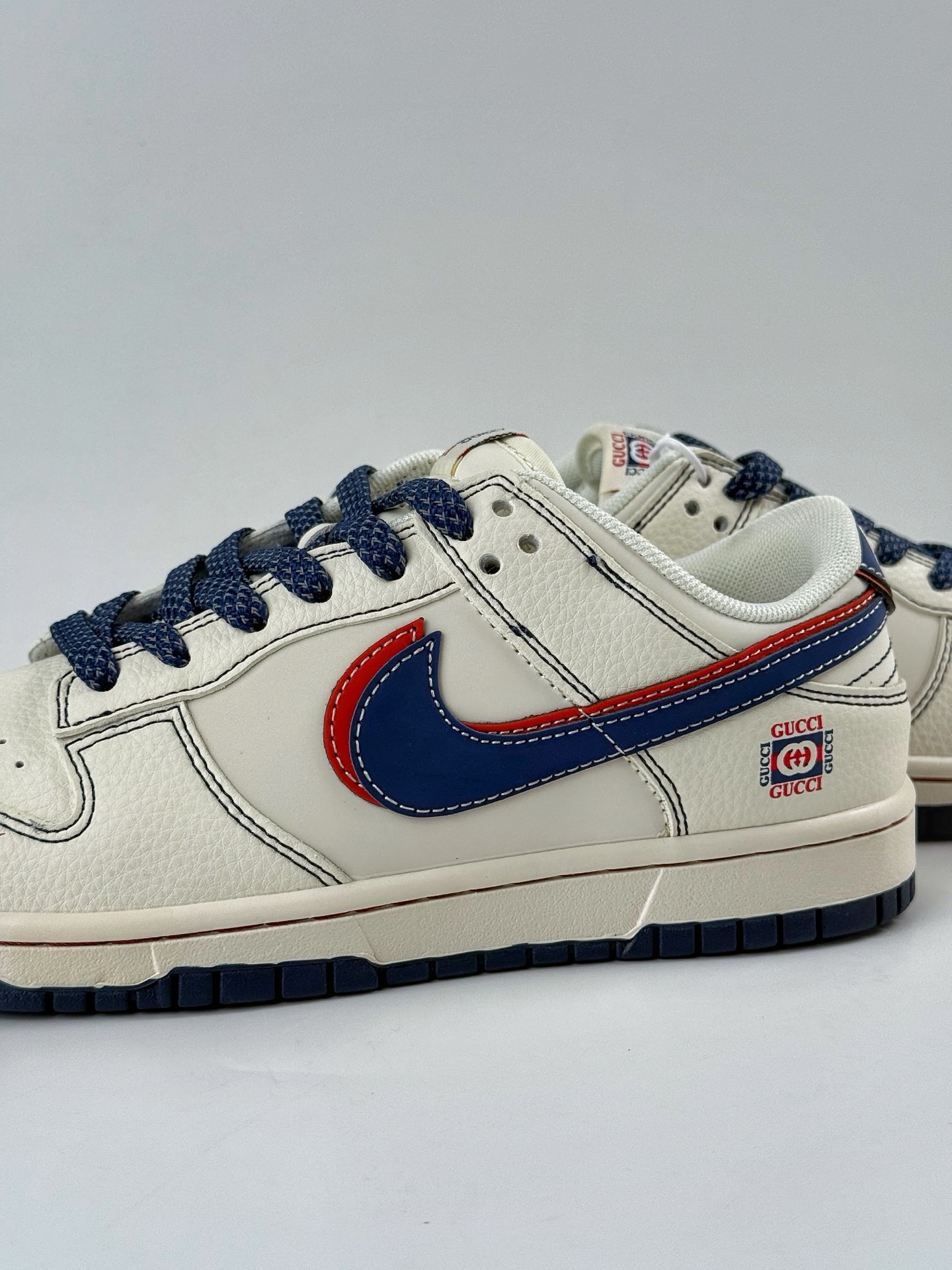 Nike SB Dunk Low x GUCCI 白蓝红双勾双小勾满天星 XS6089-607