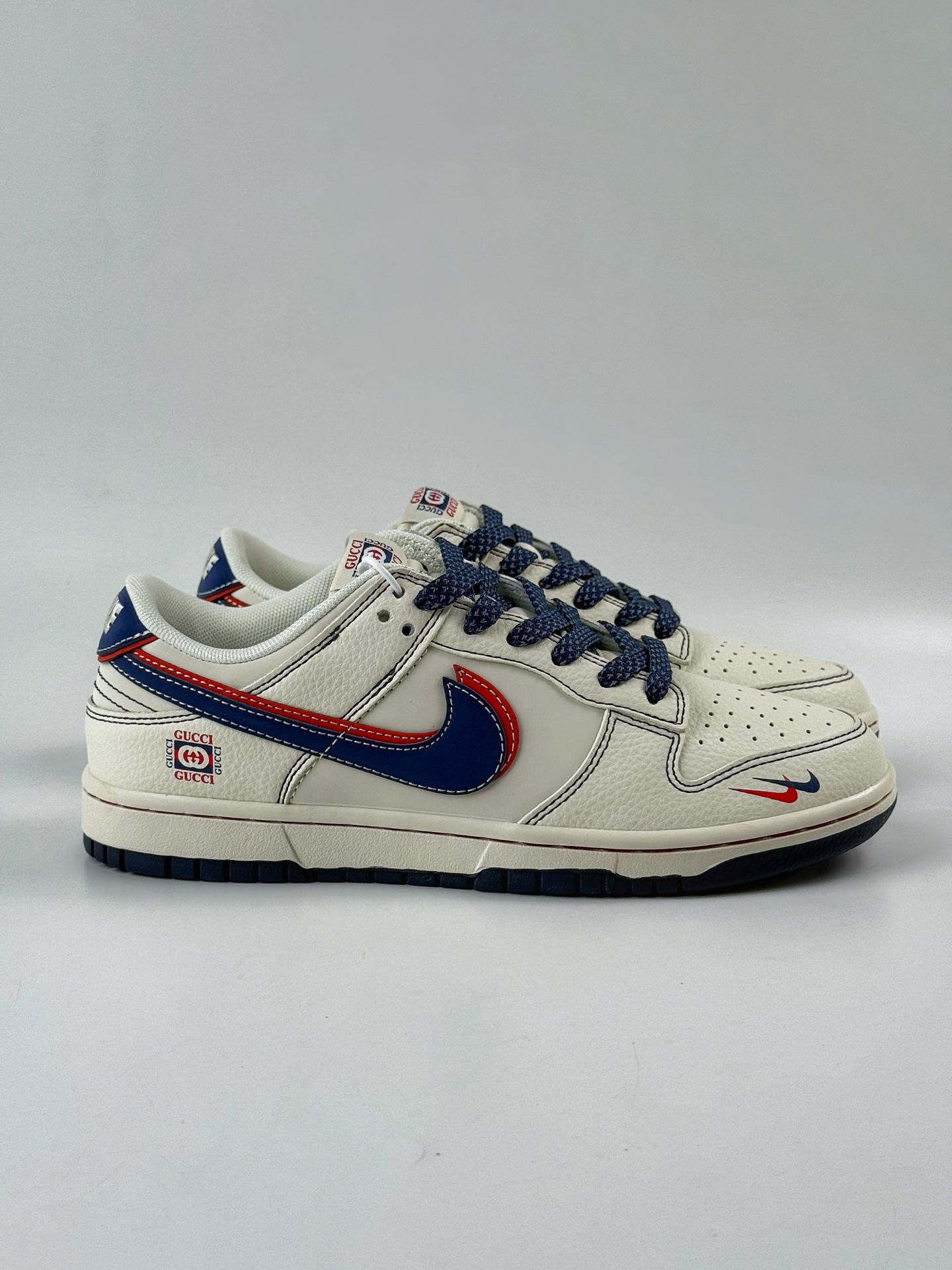 Nike SB Dunk Low x GUCCI 白蓝红双勾双小勾满天星 XS6089-607