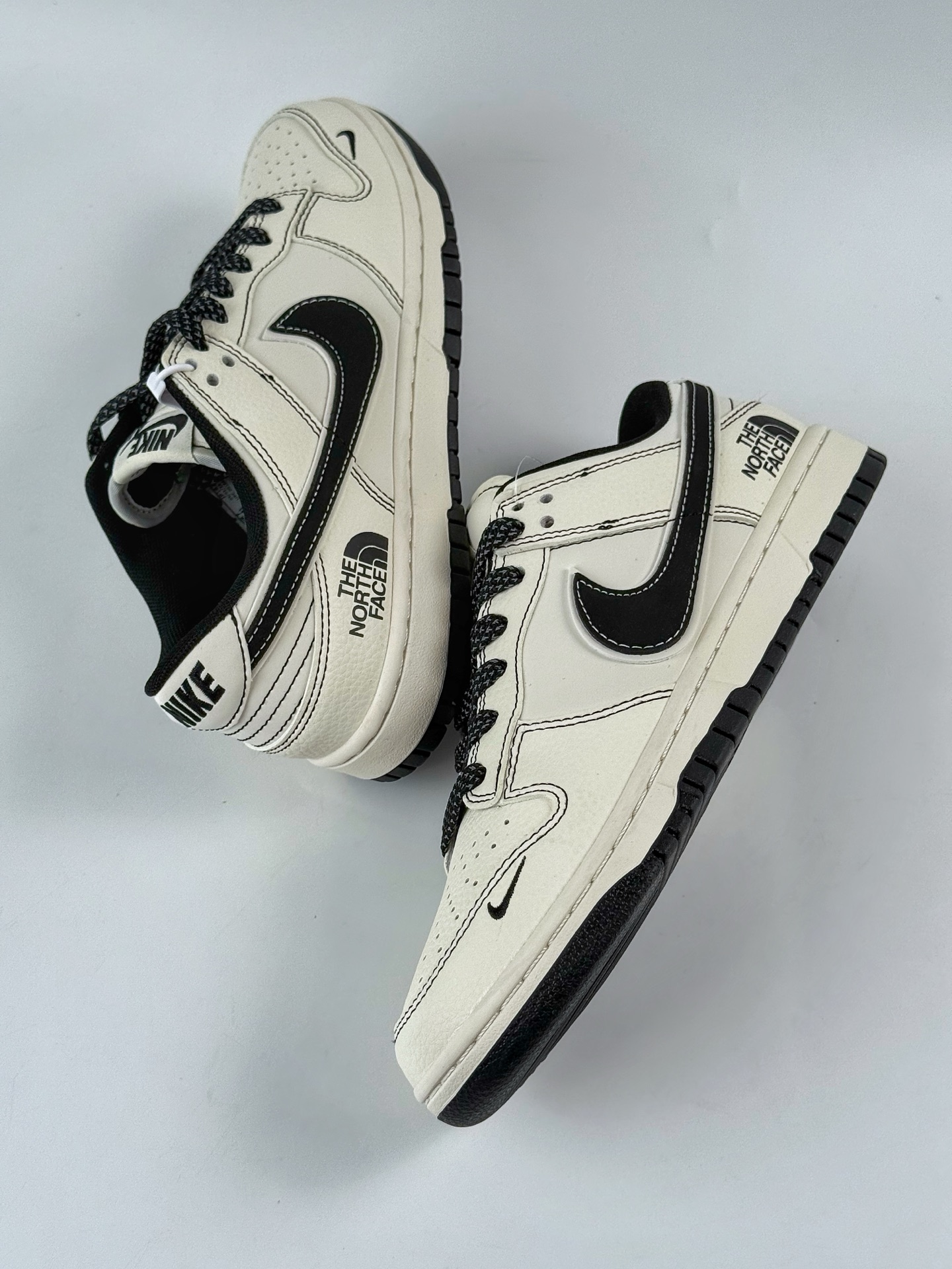 Nike SB Dunk Low“ 北面联名——米黑勾” JP1628-025