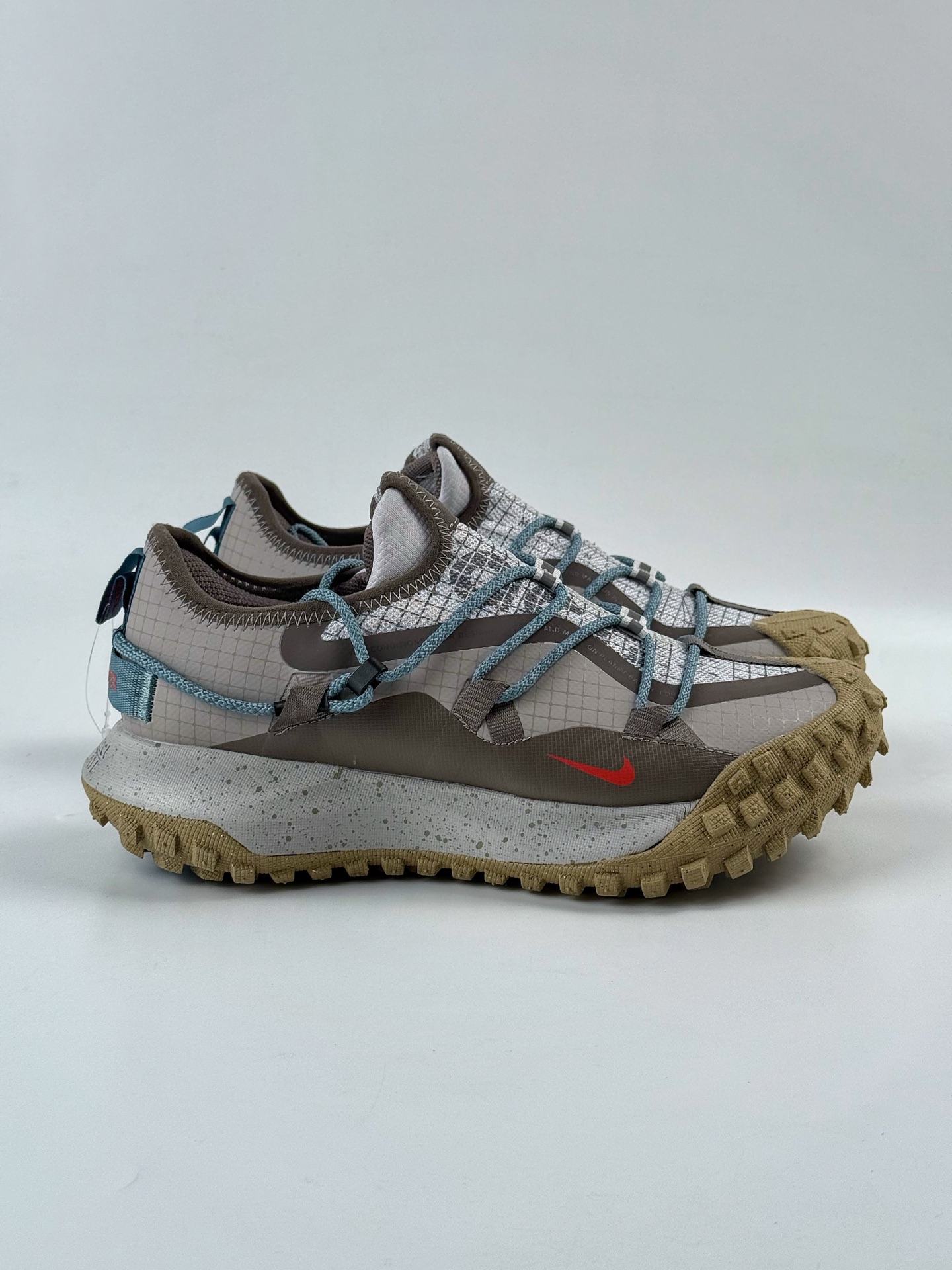 NK ACG MOUNTAIN FLY 2 LOW 外户登山列系越跑低帮休闲动运徒步鞋 IB7328-001