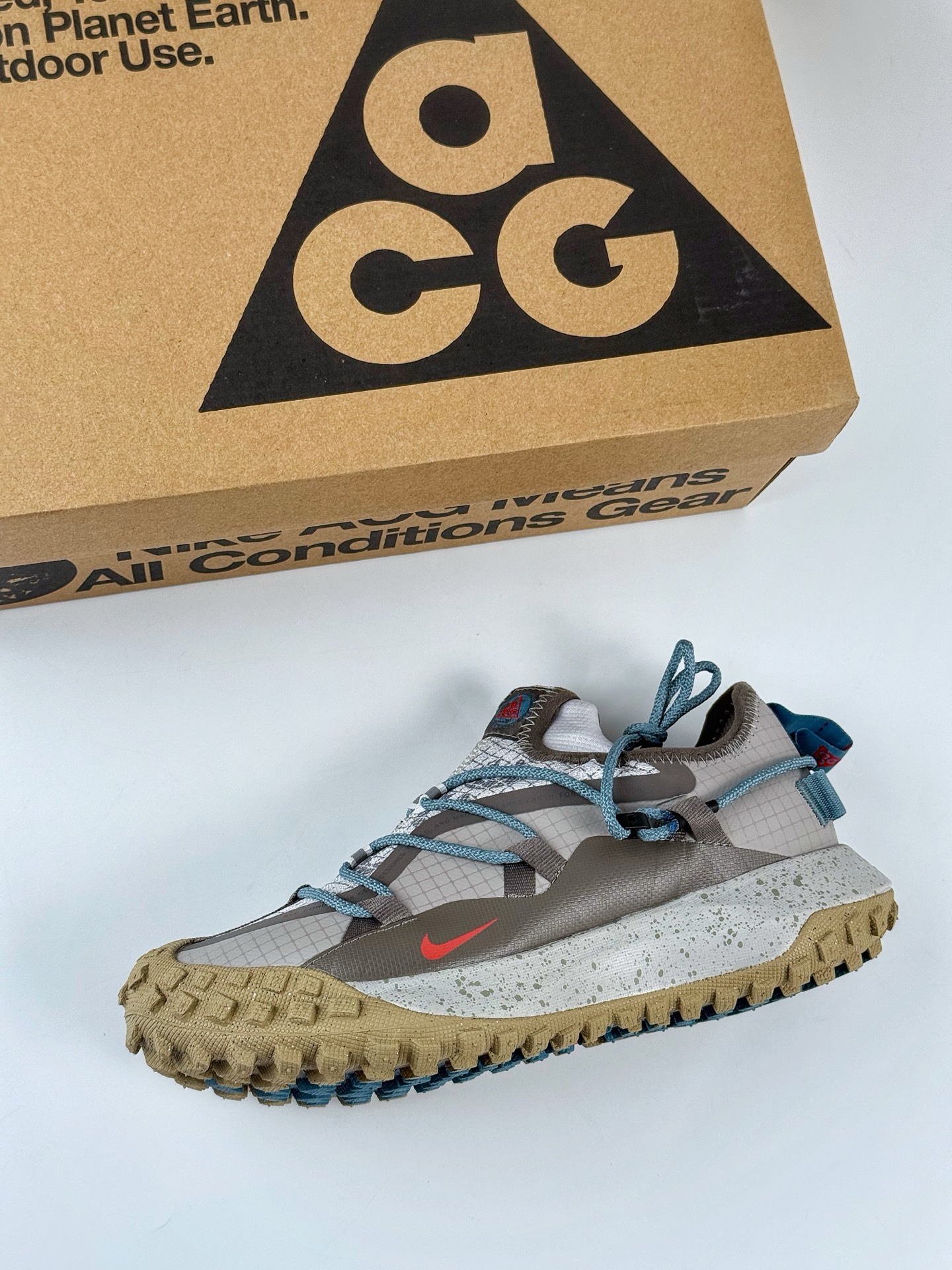 NK ACG MOUNTAIN FLY 2 LOW 外户登山列系越跑低帮休闲动运徒步鞋 IB7328-001