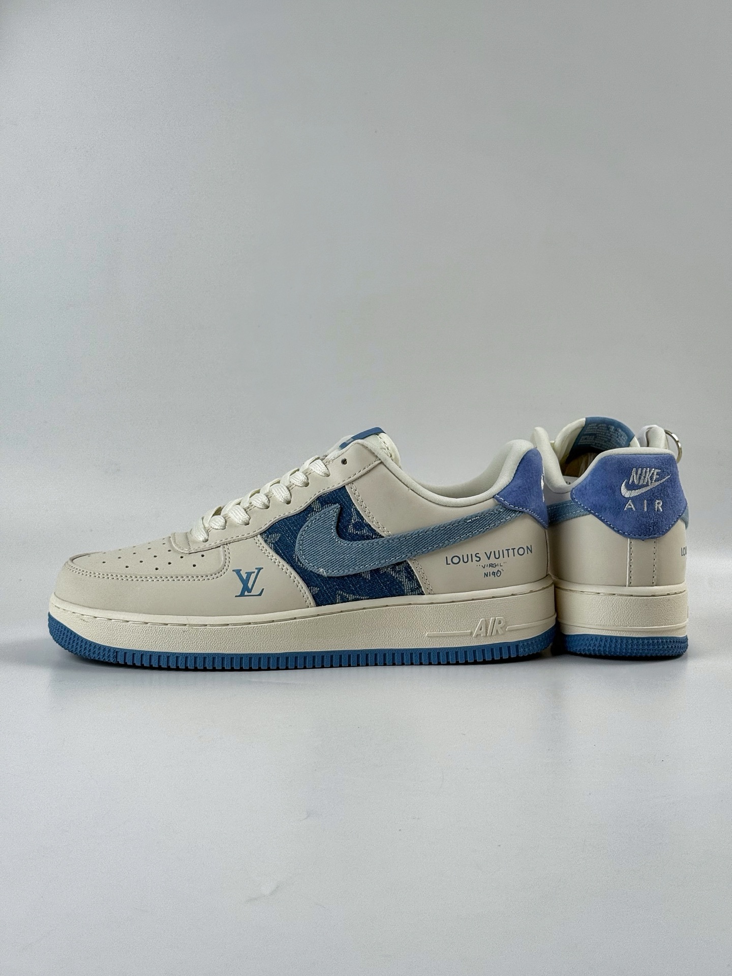 Nike Air Force 1 Low 07 x Louis Vuitton 白蓝 DF0188-068-莆田鞋,莆田鞋货源,高仿鞋,高仿鞋货源,安福档口,莆田高仿鞋,莆田鞋批发,高仿鞋批发,莆田高仿运动鞋,高仿运动鞋,莆田运动鞋 Nike Air Force 1 Low 07 x Louis Vuitton 白蓝 DF0188-068