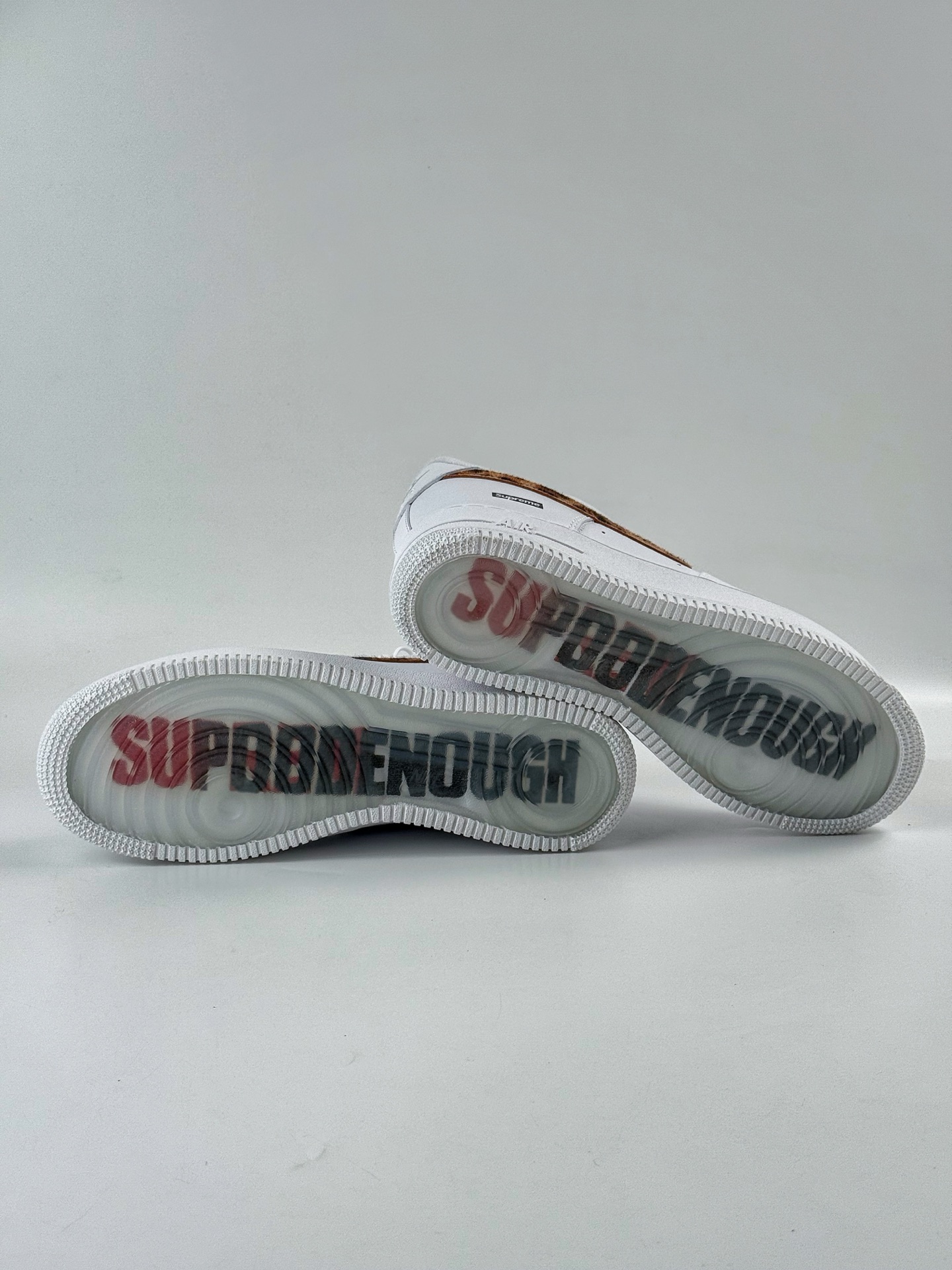 Nike Air Force 1 Low 07 x superme 豹纹白 IM3483-100-莆田鞋,莆田鞋货源,高仿鞋,高仿鞋货源,安福档口,莆田高仿鞋,莆田鞋批发,高仿鞋批发,莆田高仿运动鞋,高仿运动鞋,莆田运动鞋 Nike Air Force 1 Low 07 x superme 豹纹白 IM3483-100