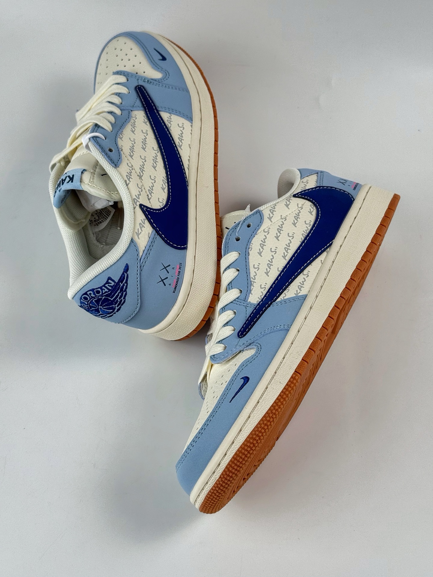 Travis Scott x Nike Air Jordan 1 Low x KA Air Jordan 1 Low 反转蓝白小勾倒钩 ZH2598-164-莆田鞋,莆田鞋货源,高仿鞋,高仿鞋货源,安福档口,莆田高仿鞋,莆田鞋批发,高仿鞋批发,莆田高仿运动鞋,高仿运动鞋,莆田运动鞋 Travis Scott x Nike Air Jordan 1 Low x KA Air Jordan 1 Low 反转蓝白小勾倒钩 ZH2598-164