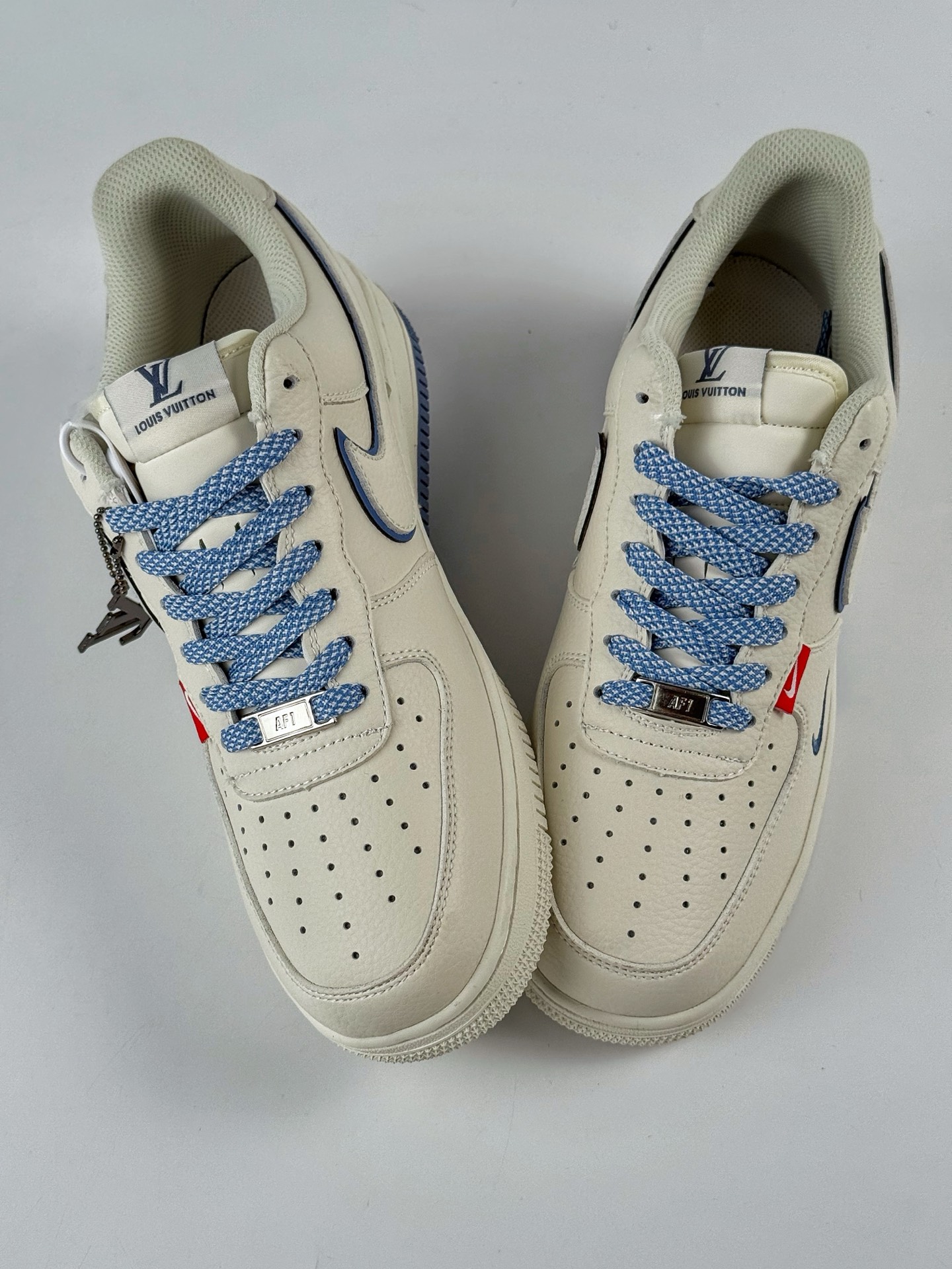 Nike Air Force 1 Low 07 x Louis Vuitton 白蓝小勾满天星 CS5288-018-莆田鞋,莆田鞋货源,高仿鞋,高仿鞋货源,安福档口,莆田高仿鞋,莆田鞋批发,高仿鞋批发,莆田高仿运动鞋,高仿运动鞋,莆田运动鞋 Nike Air Force 1 Low 07 x Louis Vuitton 白蓝小勾满天星 CS5288-018