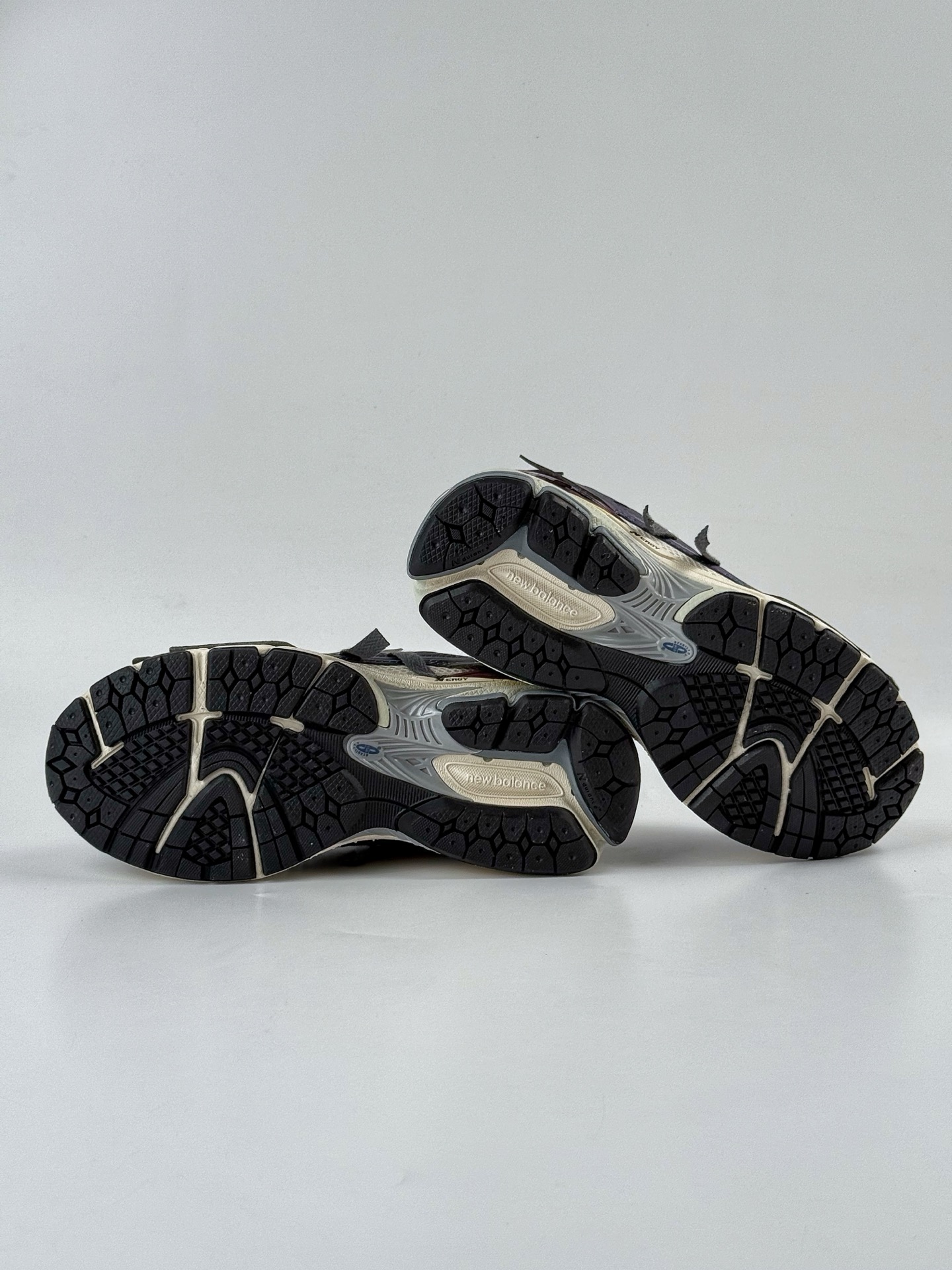 190 New Balance U1906系列 复古单品宝藏老爹鞋款 U1906ANB-Chinese UA Cheap High Quatity Brand Clothes Bags handbags Sneakers wholesale wholesaler seller from China Factory suppliers Fashion Clothing Shoes best Quality Beautiful Price 190 New Balance U1906系列 复古单品宝藏老爹鞋款 U1906ANB