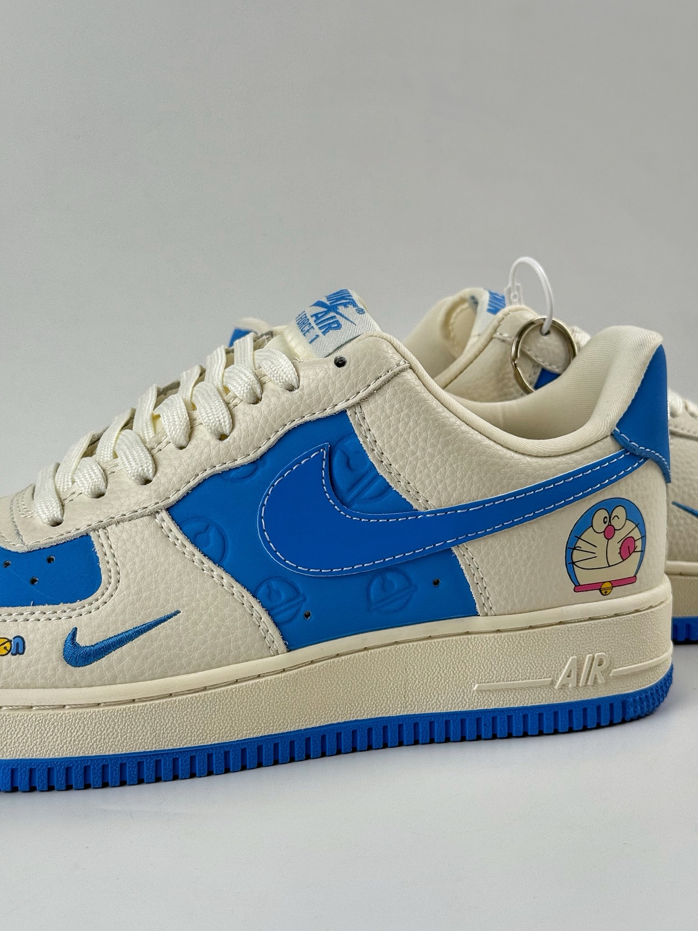 Nike Air Force 1 Low 07 叮当猫小勾 KK1988-089-莆田鞋,莆田鞋货源,高仿鞋,高仿鞋货源,安福档口,莆田高仿鞋,莆田鞋批发,高仿鞋批发,莆田高仿运动鞋,高仿运动鞋,莆田运动鞋 Nike Air Force 1 Low 07 叮当猫小勾 KK1988-089