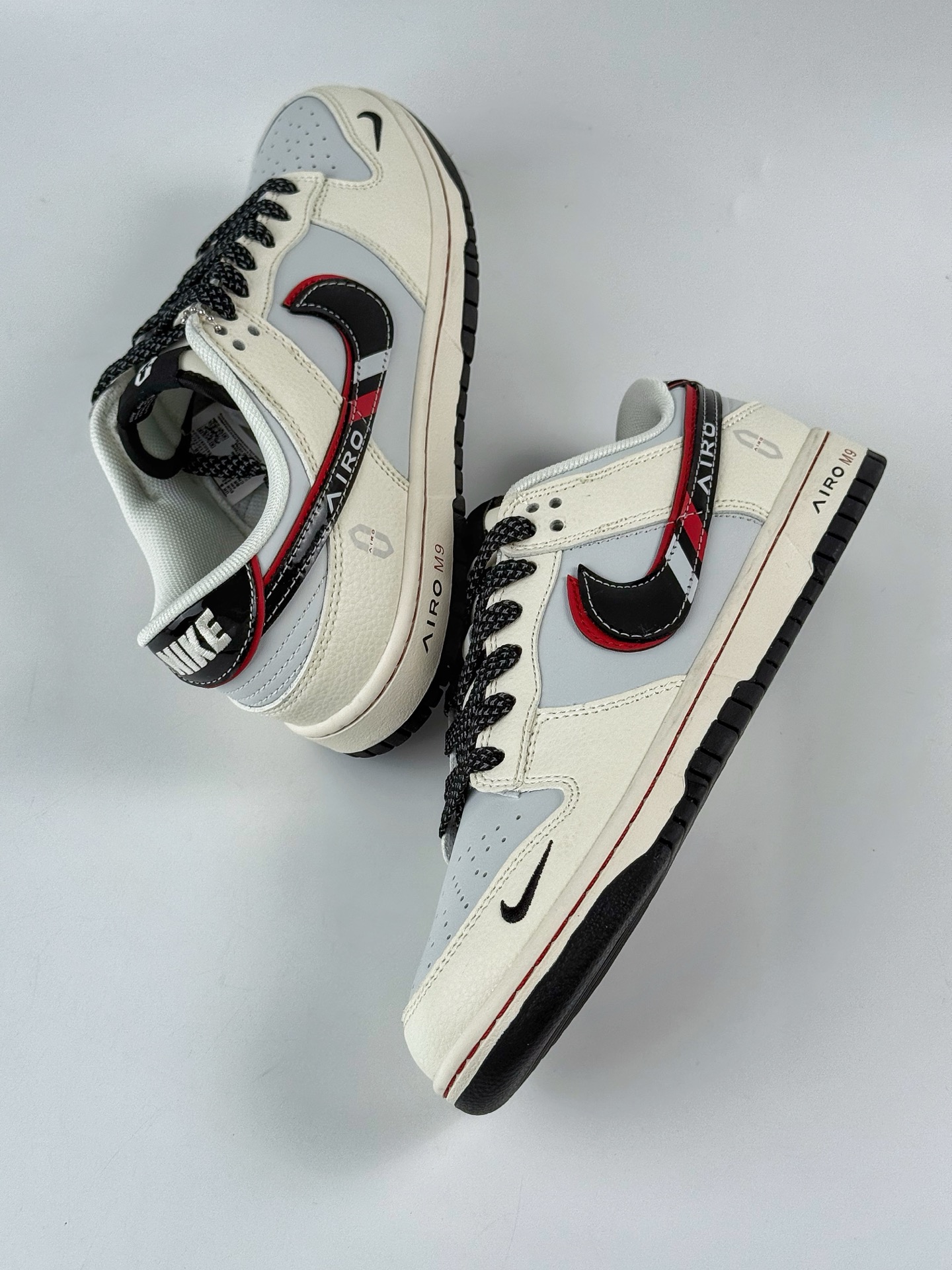 Nike SB Dunk Low 白蓝小勾满天星 FC1688-237-莆田鞋,莆田鞋货源,高仿鞋,高仿鞋货源,安福档口,莆田高仿鞋,莆田鞋批发,高仿鞋批发,莆田高仿运动鞋,高仿运动鞋,莆田运动鞋 Nike SB Dunk Low 白蓝小勾满天星 FC1688-237