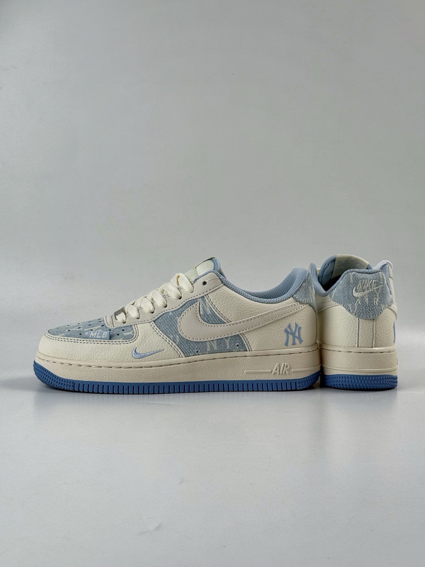 260 Nike Air Force 1 Low 07 x MLB 白蓝小勾 HS8068-016-Chinese UA Cheap High Quatity Brand Clothes Bags handbags Sneakers wholesale wholesaler seller from China Factory suppliers Fashion Clothing Shoes best Quality Beautiful Price 260 Nike Air Force 1 Low 07 x MLB 白蓝小勾 HS8068-016