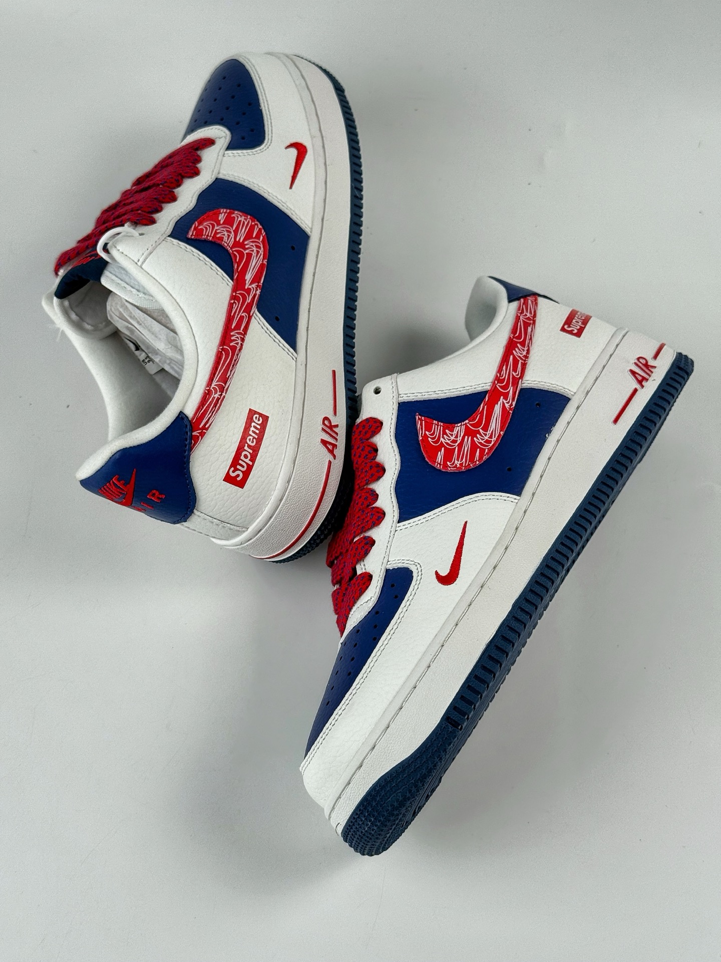 220 Nike Air Force 1 Low 07 x Supreme 白蓝红小勾满天星 DQ6628-160-Chinese UA Cheap High Quatity Brand Clothes Bags handbags Sneakers wholesale wholesaler seller from China Factory suppliers Fashion Clothing Shoes best Quality Beautiful Price 220 Nike Air Force 1 Low 07 x Supreme 白蓝红小勾满天星 DQ6628-160
