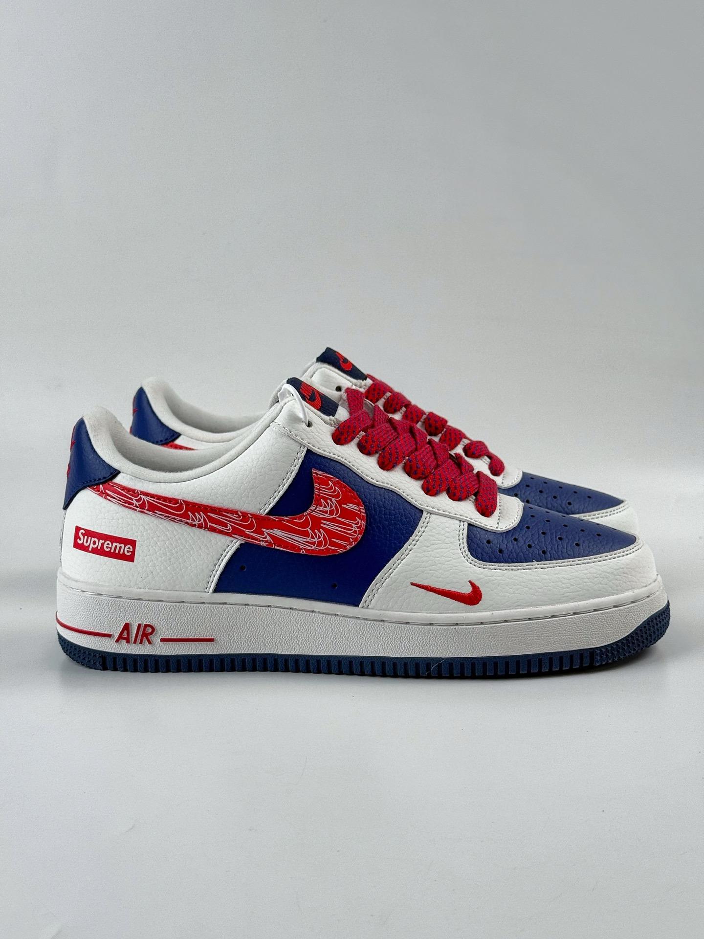 220 Nike Air Force 1 Low 07 x Supreme 白蓝红小勾满天星 DQ6628-160-Chinese UA Cheap High Quatity Brand Clothes Bags handbags Sneakers wholesale wholesaler seller from China Factory suppliers Fashion Clothing Shoes best Quality Beautiful Price 220 Nike Air Force 1 Low 07 x Supreme 白蓝红小勾满天星 DQ6628-160