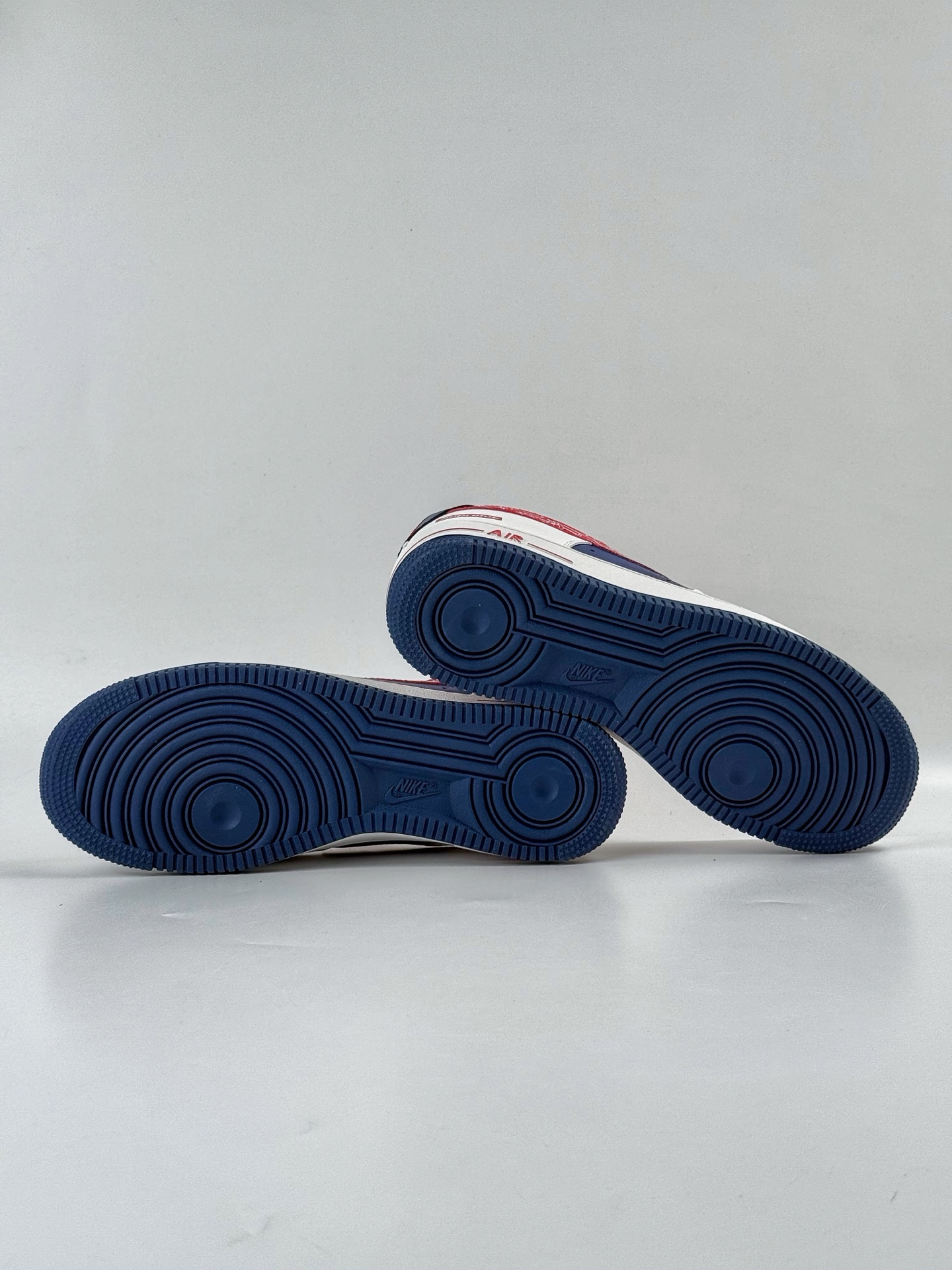 220 Nike Air Force 1 Low 07 x Supreme 白蓝红小勾满天星 DQ6628-160-Chinese UA Cheap High Quatity Brand Clothes Bags handbags Sneakers wholesale wholesaler seller from China Factory suppliers Fashion Clothing Shoes best Quality Beautiful Price 220 Nike Air Force 1 Low 07 x Supreme 白蓝红小勾满天星 DQ6628-160