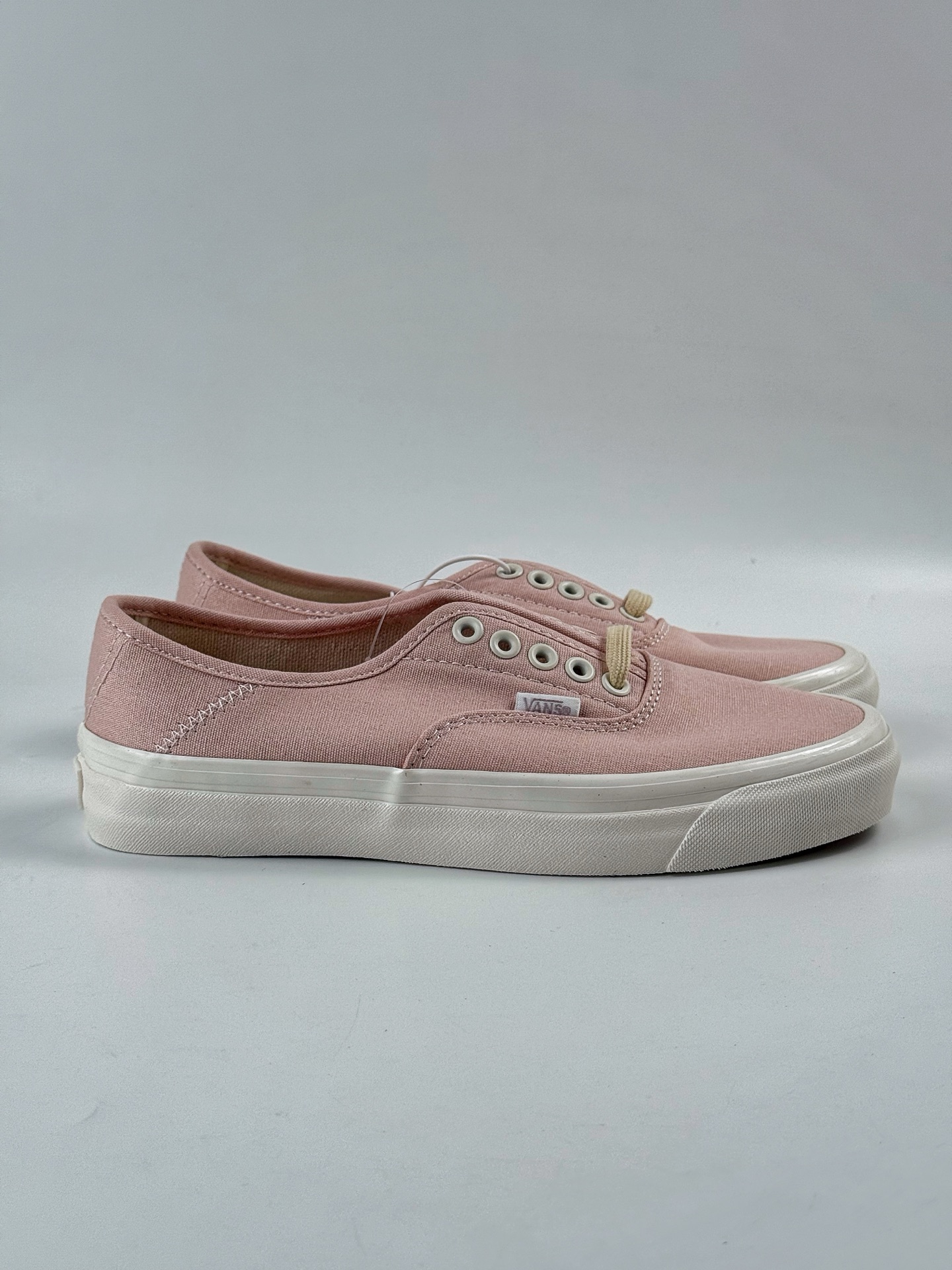 130 Vans Authentic 44 Premium 粉色 万斯官方 舒适简约时尚低帮帆布鞋 VN000D4YFBMYK-Chinese UA Cheap High Quatity Brand Clothes Bags handbags Sneakers wholesale wholesaler seller from China Factory suppliers Fashion Clothing Shoes best Quality Beautiful Price 130 Vans Authentic 44 Premium 粉色 万斯官方 舒适简约时尚低帮帆布鞋 VN000D4YFBMYK