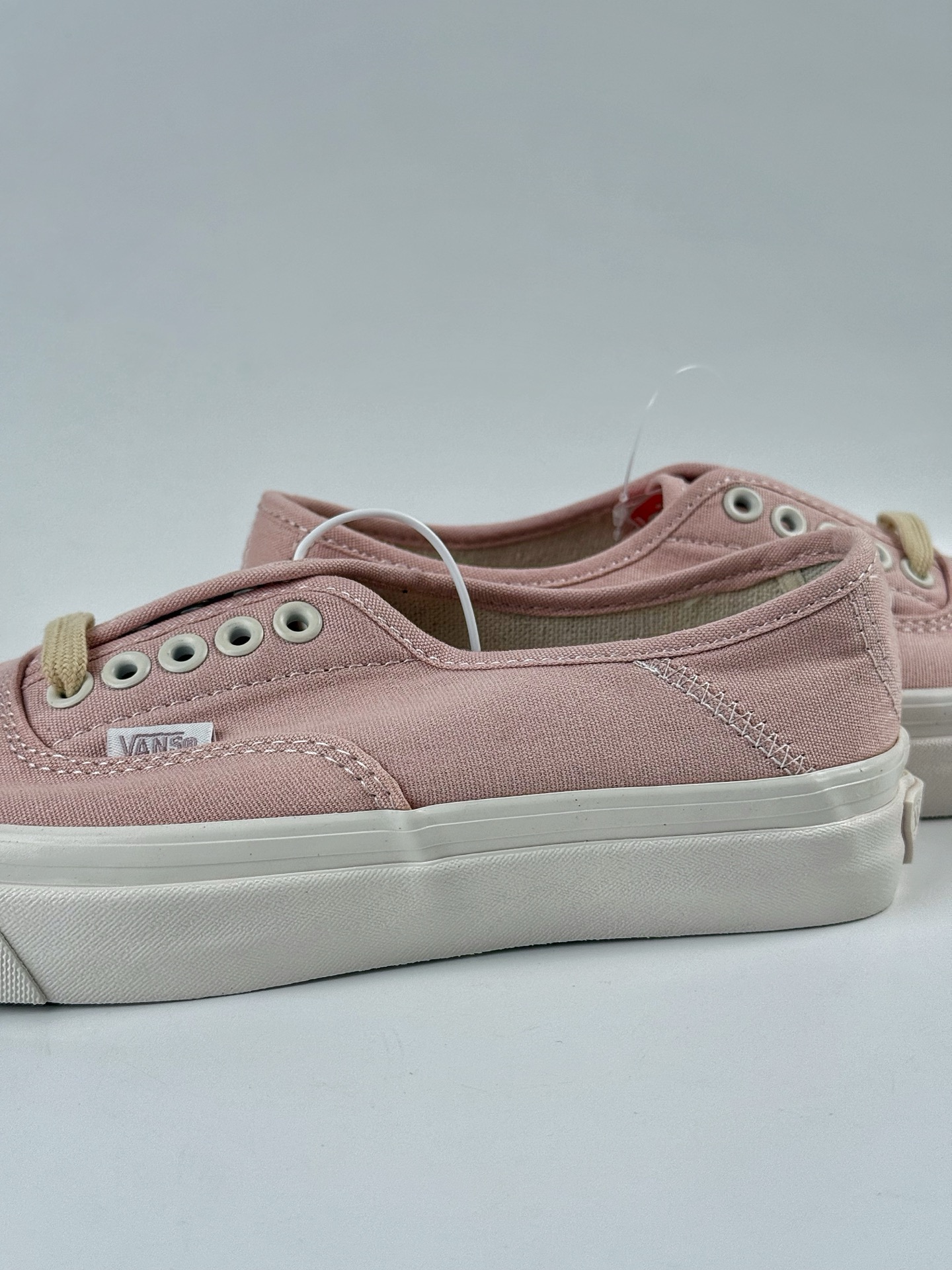 130 Vans Authentic 44 Premium 粉色 万斯官方 舒适简约时尚低帮帆布鞋 VN000D4YFBMYK-Chinese UA Cheap High Quatity Brand Clothes Bags handbags Sneakers wholesale wholesaler seller from China Factory suppliers Fashion Clothing Shoes best Quality Beautiful Price 130 Vans Authentic 44 Premium 粉色 万斯官方 舒适简约时尚低帮帆布鞋 VN000D4YFBMYK