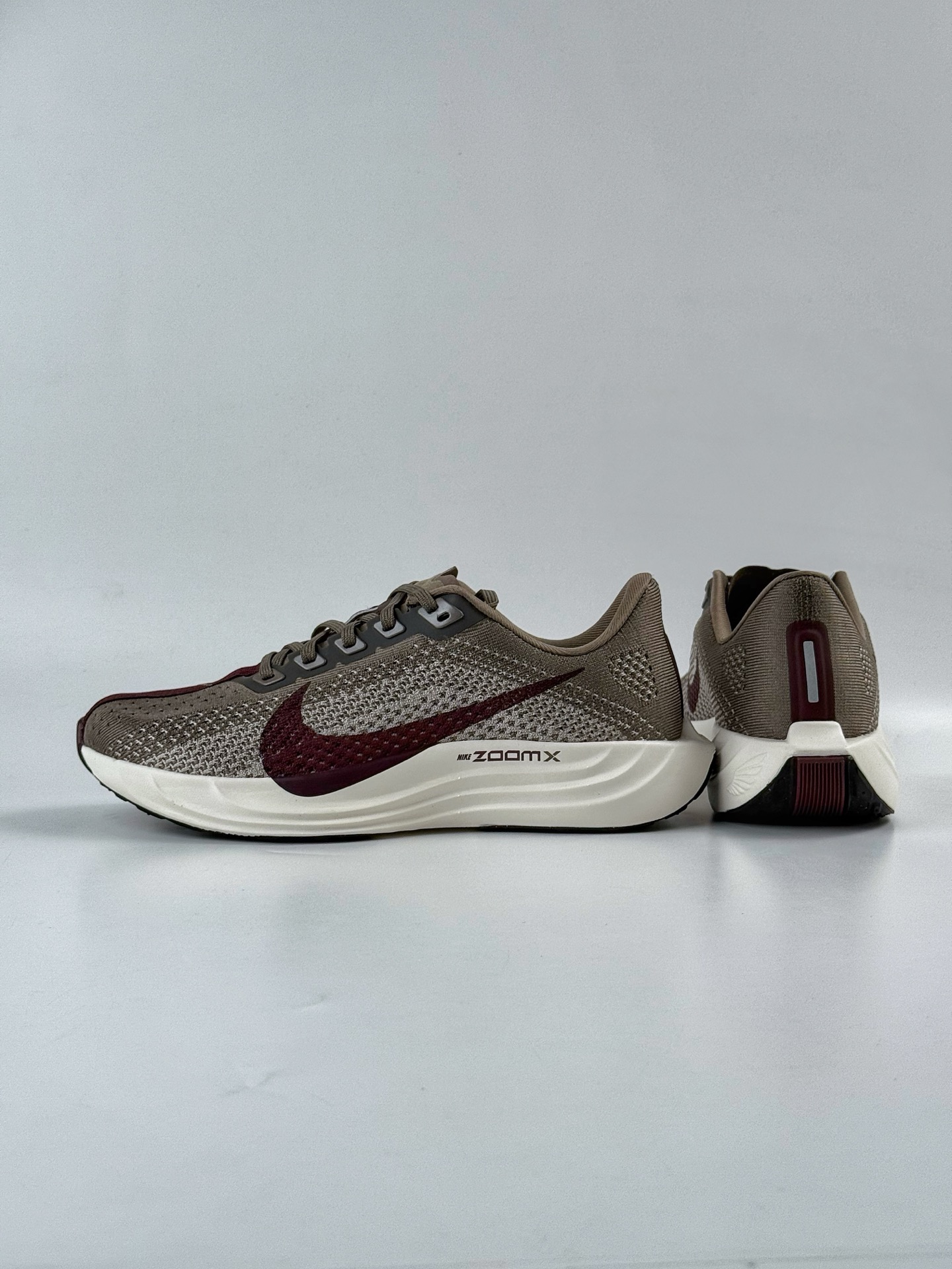 180 Nike Air Zoom Flex Plus Pegasus 白棕 耐克加强版系列低帮马拉松休闲运动慢跑鞋 FQ7262-005-Chinese UA Cheap High Quatity Brand Clothes Bags handbags Sneakers wholesale wholesaler seller from China Factory suppliers Fashion Clothing Shoes best Quality Beautiful Price 180 Nike Air Zoom Flex Plus Pegasus 白棕 耐克加强版系列低帮马拉松休闲运动慢跑鞋 FQ7262-005