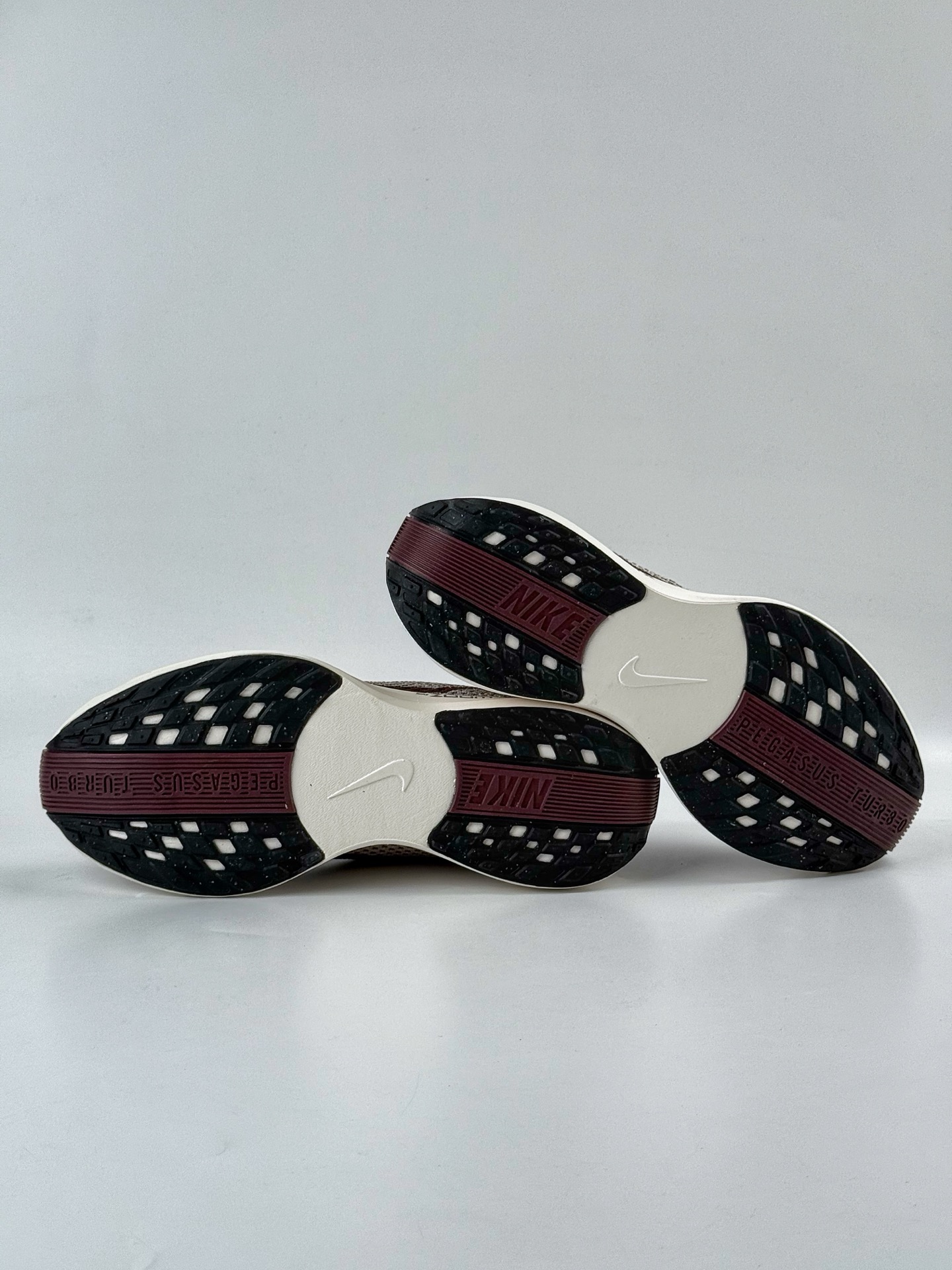 180 Nike Air Zoom Flex Plus Pegasus 白棕 耐克加强版系列低帮马拉松休闲运动慢跑鞋 FQ7262-005-Chinese UA Cheap High Quatity Brand Clothes Bags handbags Sneakers wholesale wholesaler seller from China Factory suppliers Fashion Clothing Shoes best Quality Beautiful Price 180 Nike Air Zoom Flex Plus Pegasus 白棕 耐克加强版系列低帮马拉松休闲运动慢跑鞋 FQ7262-005