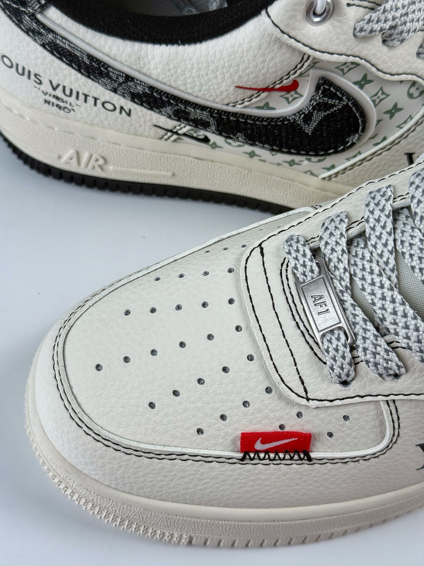 260 Nike Air Force 1 Low 07 x Louis Vuitton 白黑双小勾满天星 YX5066-341-Chinese UA Cheap High Quatity Brand Clothes Bags handbags Sneakers wholesale wholesaler seller from China Factory suppliers Fashion Clothing Shoes best Quality Beautiful Price 260 Nike Air Force 1 Low 07 x Louis Vuitton 白黑双小勾满天星 YX5066-341