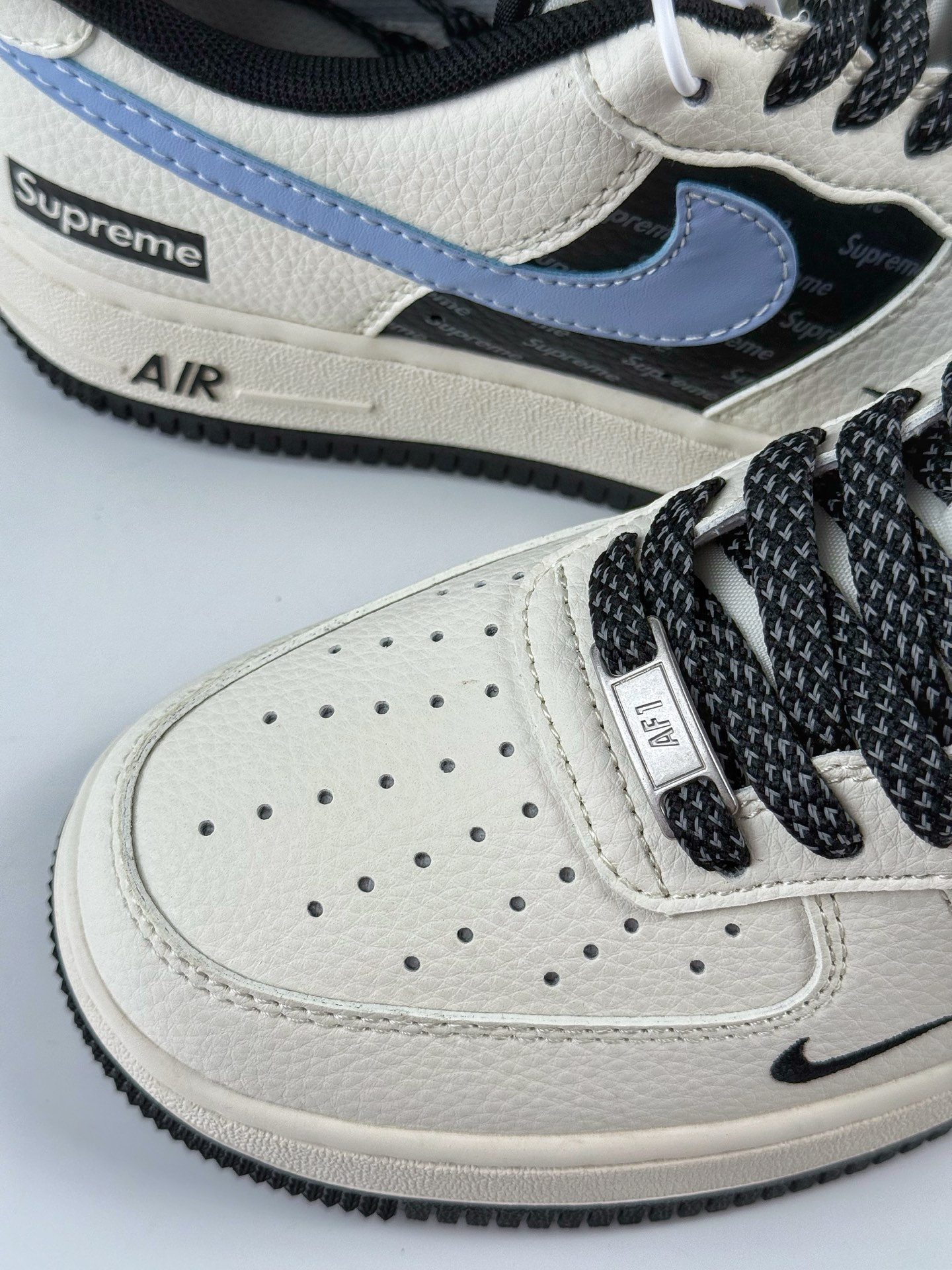 260 Nike Air Force 1 Low 07 x Supreme 白黑蓝小勾满天星 ZH2598-311-Chinese UA Cheap High Quatity Brand Clothes Bags handbags Sneakers wholesale wholesaler seller from China Factory suppliers Fashion Clothing Shoes best Quality Beautiful Price 260 Nike Air Force 1 Low 07 x Supreme 白黑蓝小勾满天星 ZH2598-311