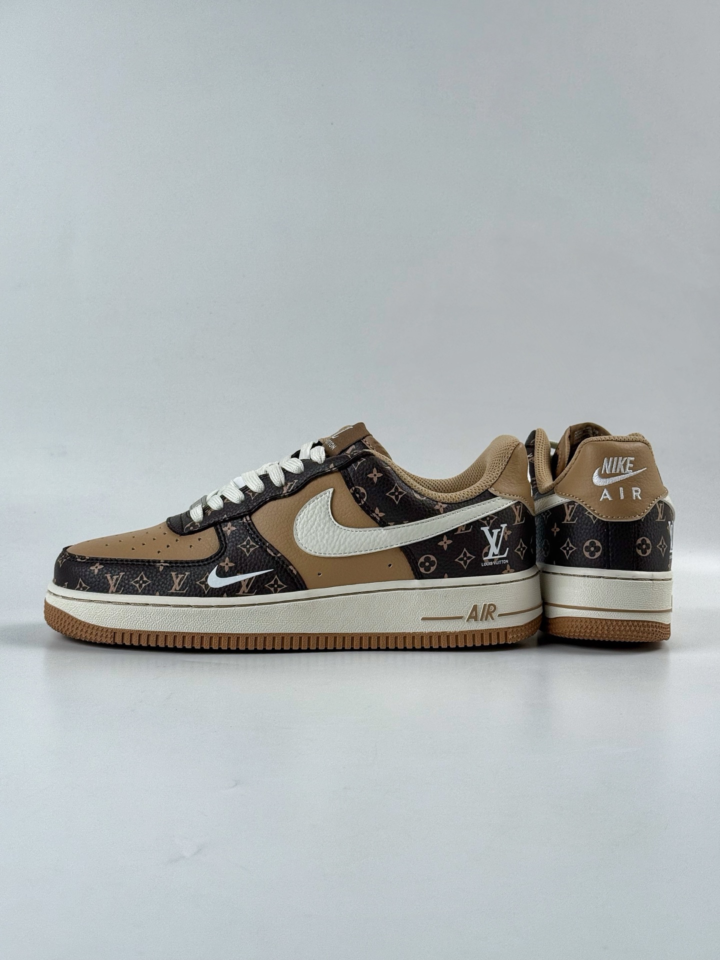 260 Nike Air Force 1 Low 07 x Louis Vuitton 黑棕小勾 LW9279-009-Chinese UA Cheap High Quatity Brand Clothes Bags handbags Sneakers wholesale wholesaler seller from China Factory suppliers Fashion Clothing Shoes best Quality Beautiful Price 260 Nike Air Force 1 Low 07 x Louis Vuitton 黑棕小勾 LW9279-009
