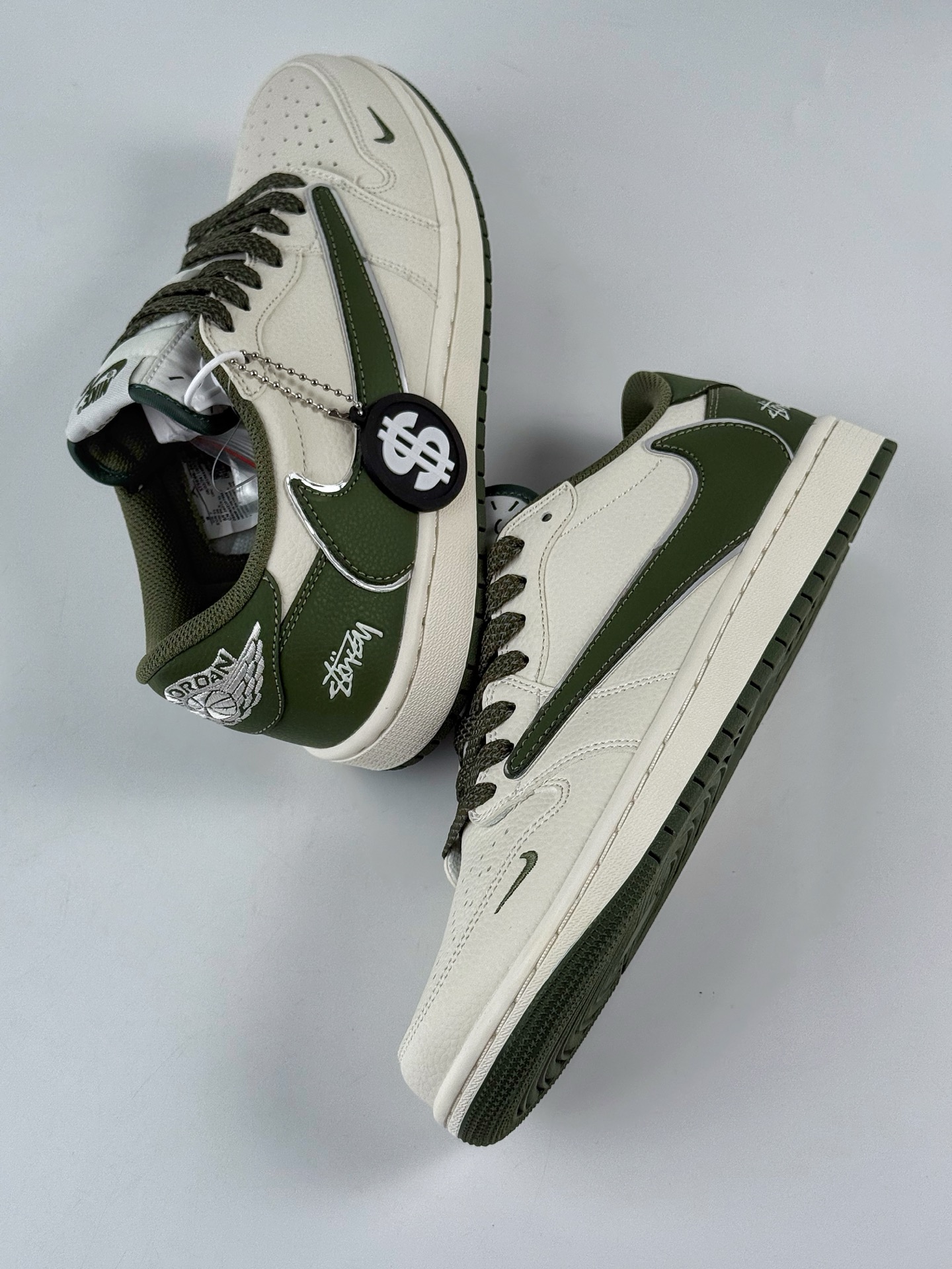 300 Travis Scott x Nike Air Jordan 1 Low x Stussy Air Jordan 1 Low 反转白绿小勾满天星倒钩 ST5696-263-Chinese UA Cheap High Quatity Brand Clothes Bags handbags Sneakers wholesale wholesaler seller from China Factory suppliers Fashion Clothing Shoes best Quality Beautiful Price 300 Travis Scott x Nike Air Jordan 1 Low x Stussy Air Jordan 1 Low 反转白绿小勾满天星倒钩 ST5696-263