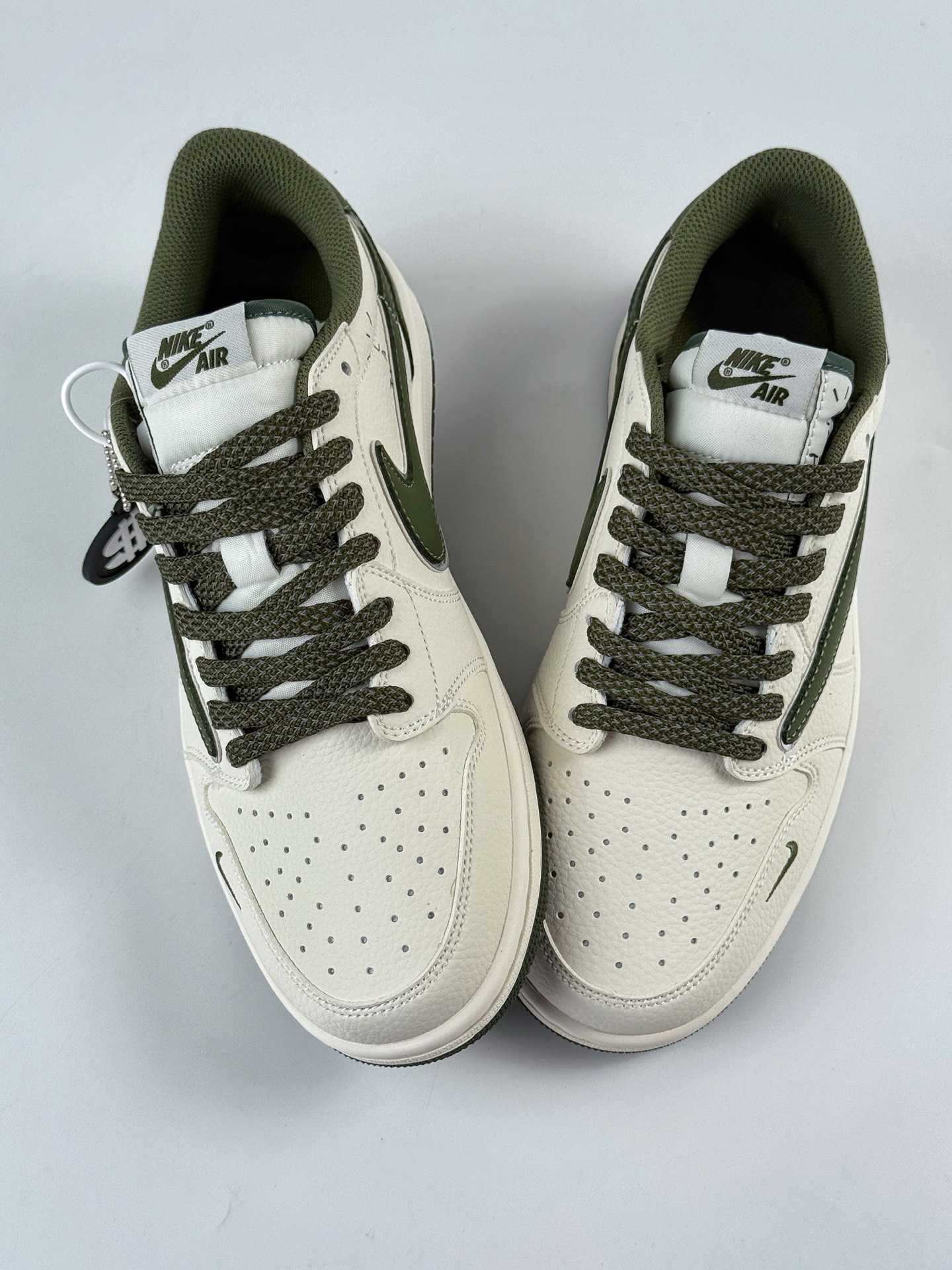 300 Travis Scott x Nike Air Jordan 1 Low x Stussy Air Jordan 1 Low 反转白绿小勾满天星倒钩 ST5696-263-Chinese UA Cheap High Quatity Brand Clothes Bags handbags Sneakers wholesale wholesaler seller from China Factory suppliers Fashion Clothing Shoes best Quality Beautiful Price 300 Travis Scott x Nike Air Jordan 1 Low x Stussy Air Jordan 1 Low 反转白绿小勾满天星倒钩 ST5696-263