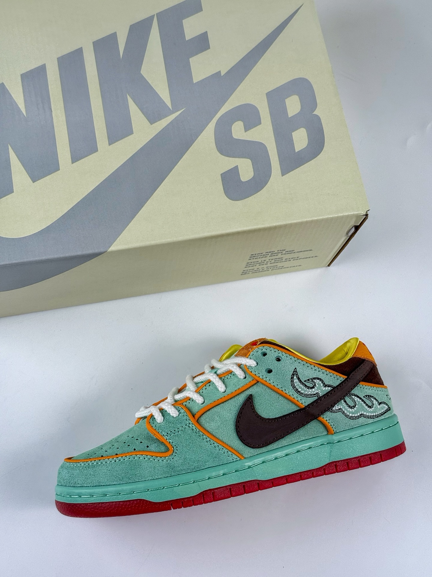 220 Nike Dunk SB Dunk Low “Shenron”黑人月 绿色 HF3058-300
