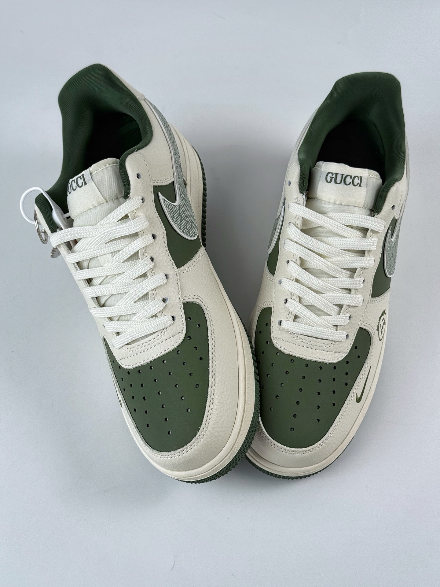 260 Nike Air Force 1 Low 07 x GUCCI 白绿小勾 KK1988-095