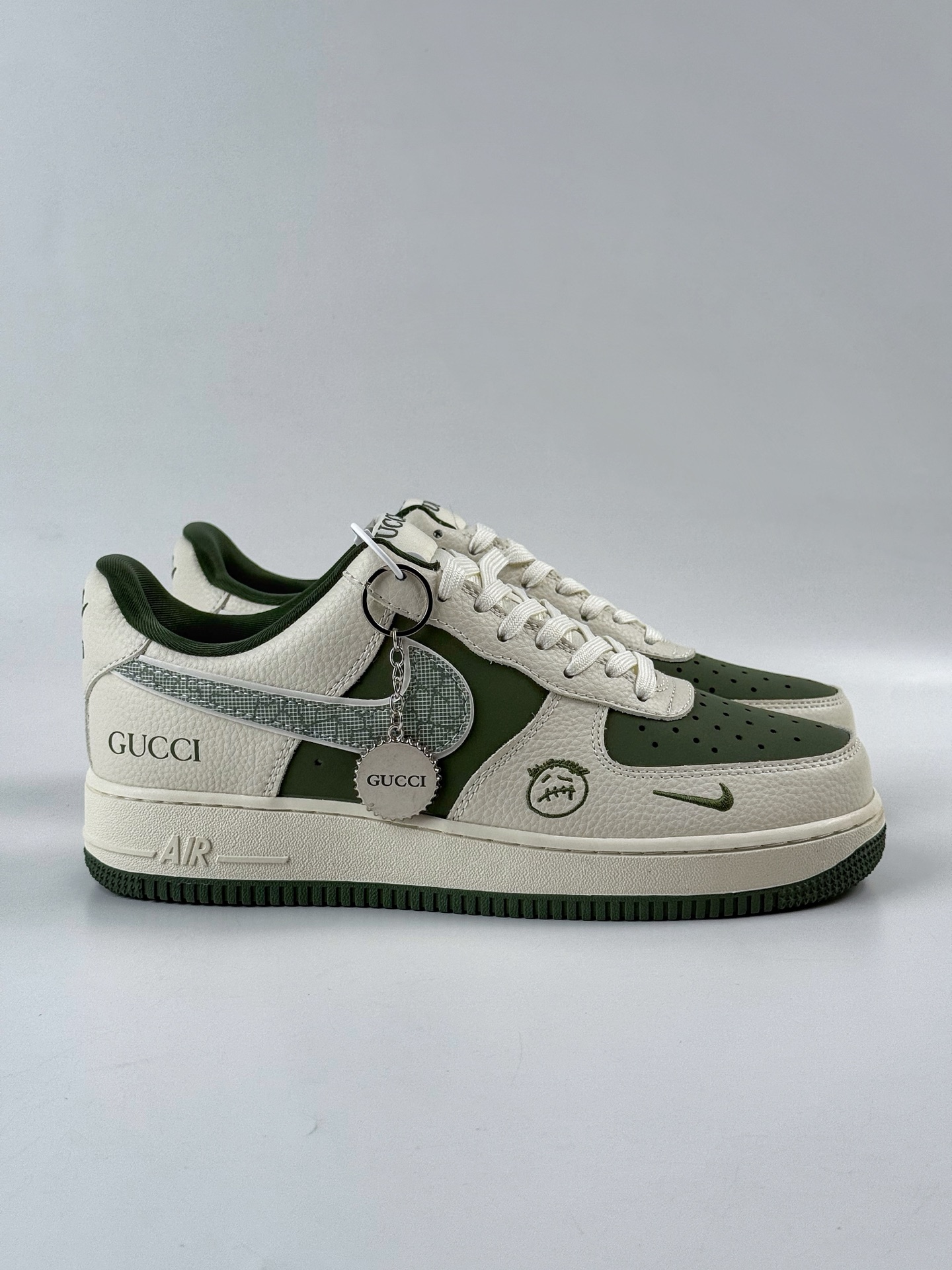 260 Nike Air Force 1 Low 07 x GUCCI 白绿小勾 KK1988-095