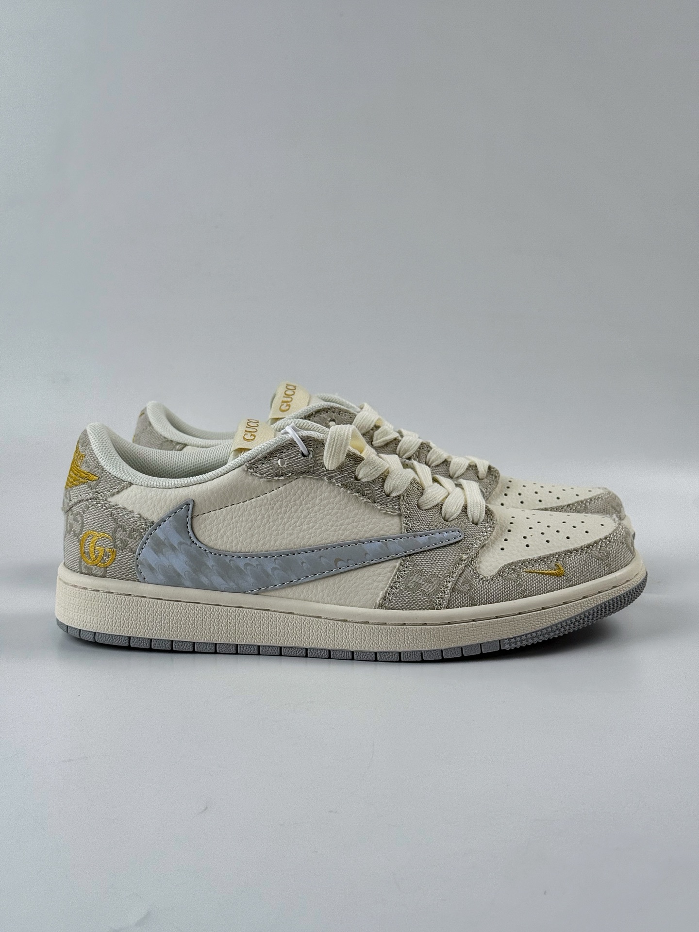 280 Travis Scott x Nike Air Jordan 1 Low x GUCCI Air Jordan 1 Low 反转灰白小勾倒钩 XS7089-604