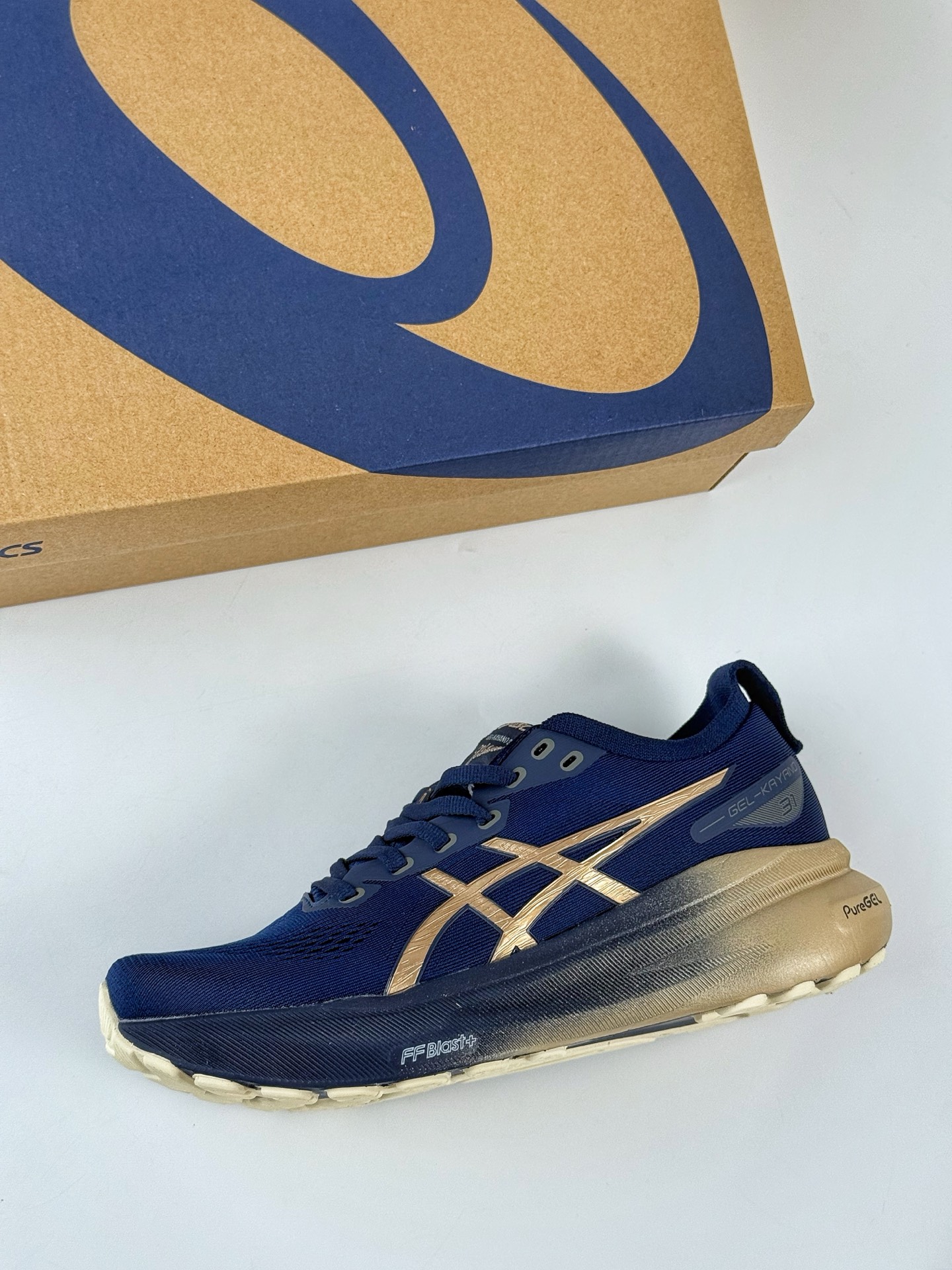180 Asics Gel-Kayano 31 复古跑鞋 31代 运动休闲透气专业跑鞋 1011B950-400