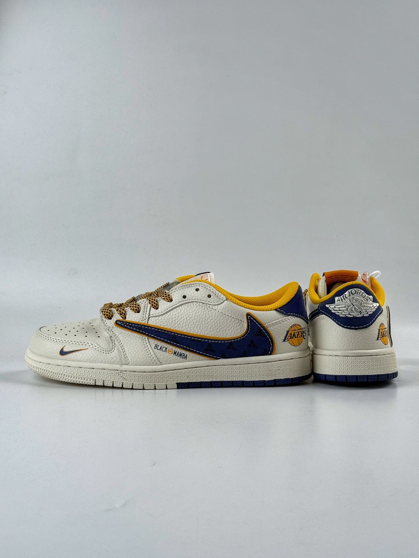 260 Travis Scott x Nike Air Jordan 1 Low x LOS ANGELES Air Jordan 1 Low 反转洛杉矶湖人白黄小勾满天星倒钩 XB1979-007