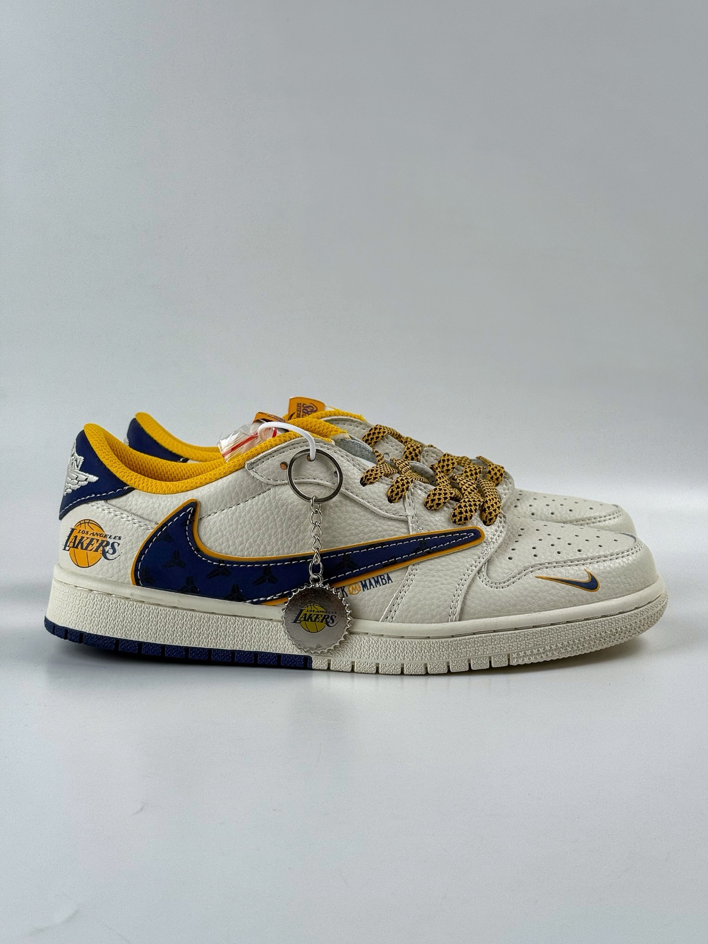 260 Travis Scott x Nike Air Jordan 1 Low x LOS ANGELES Air Jordan 1 Low 反转洛杉矶湖人白黄小勾满天星倒钩 XB1979-007