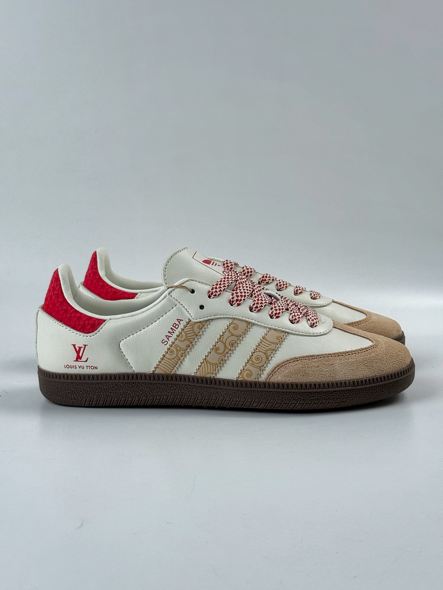 200 adidas originals Samba OG x Louis Vuitton 棕白红 桑巴舞系列复古经典轻便板鞋 GJ75810