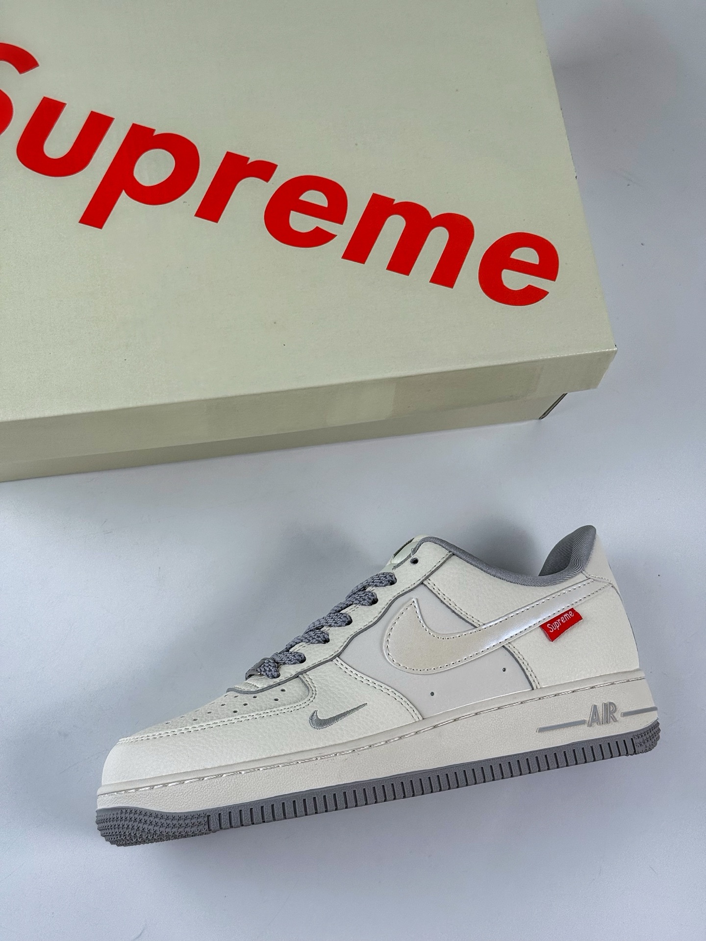 260 Nike Air Force 1 Low 07 x superme 米白灰小勾满天星 XX3168-195