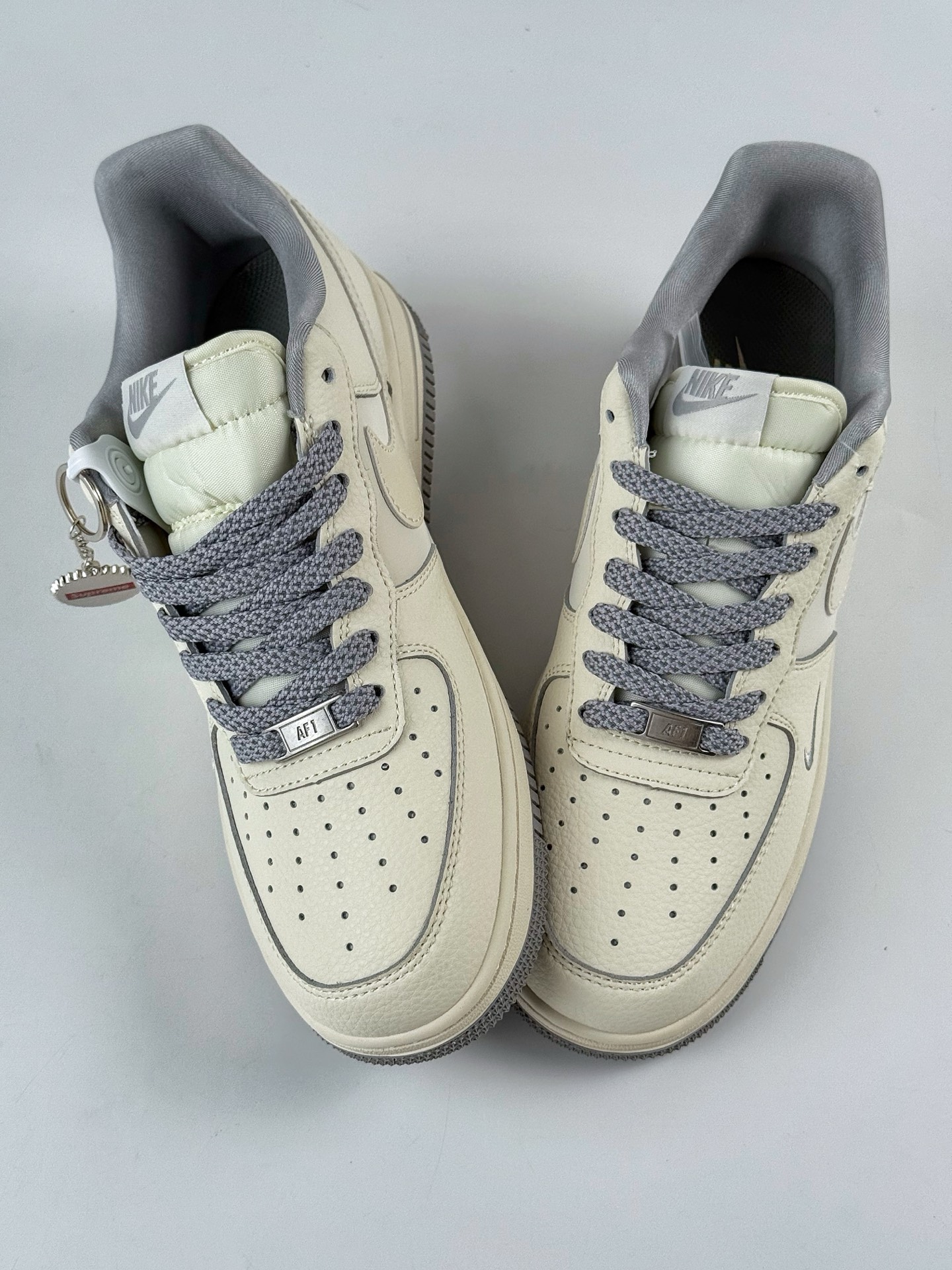 260 Nike Air Force 1 Low 07 x superme 米白灰小勾满天星 XX3168-195