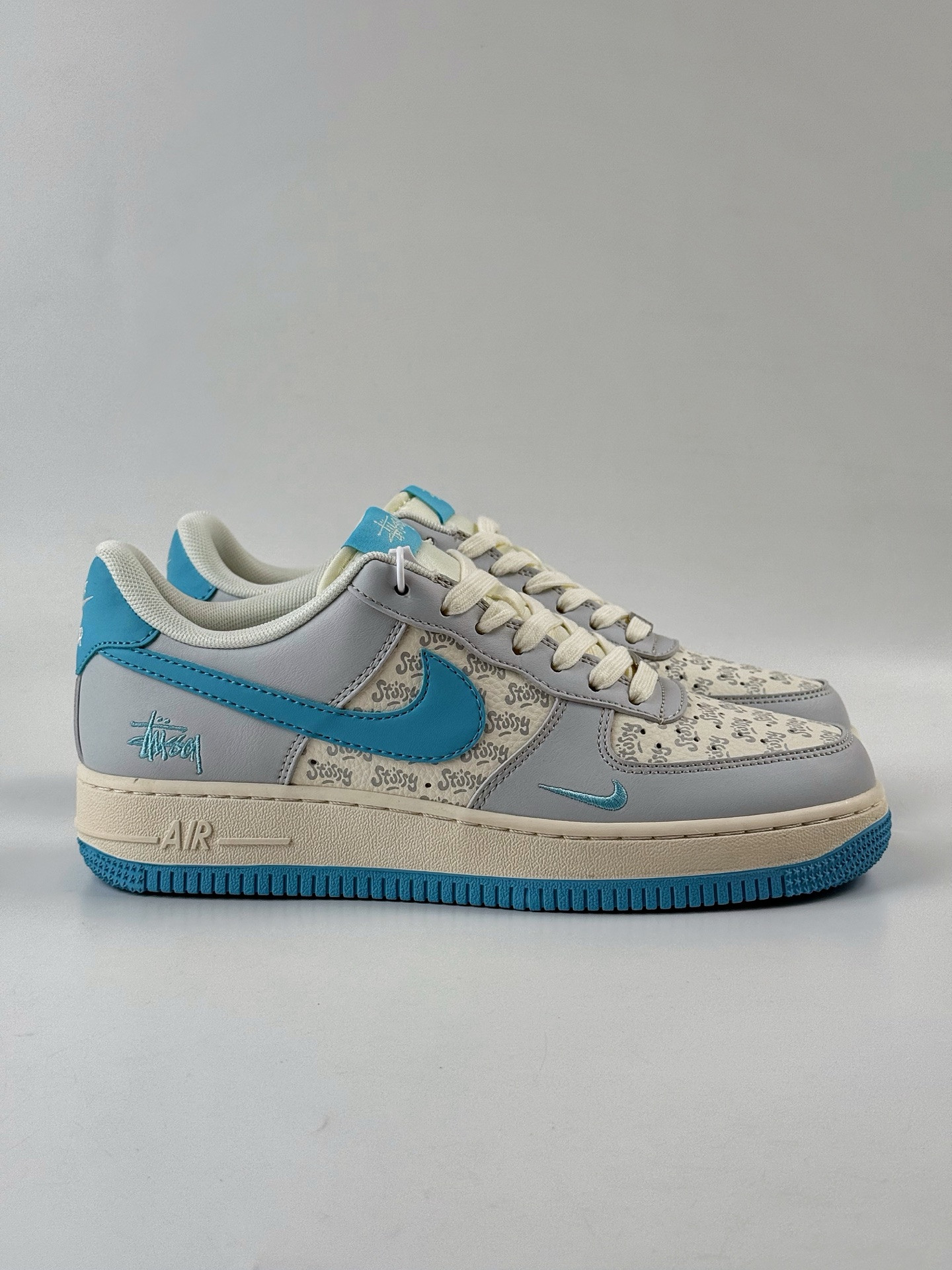 260 Nike Air Force 1 Low 07 x Stussy 灰白蓝小勾 JJ2508-717