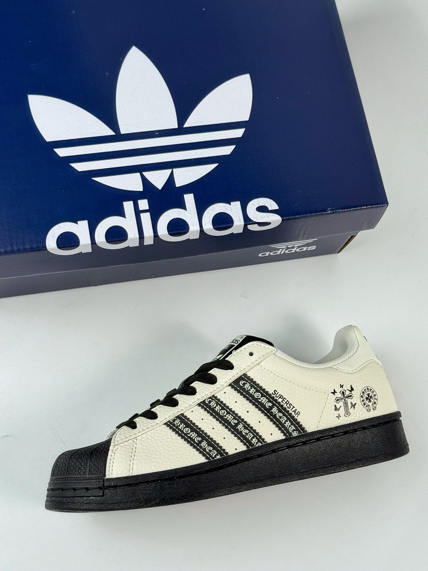 220 AD Originals Superstar 黑白十字架 DS0025