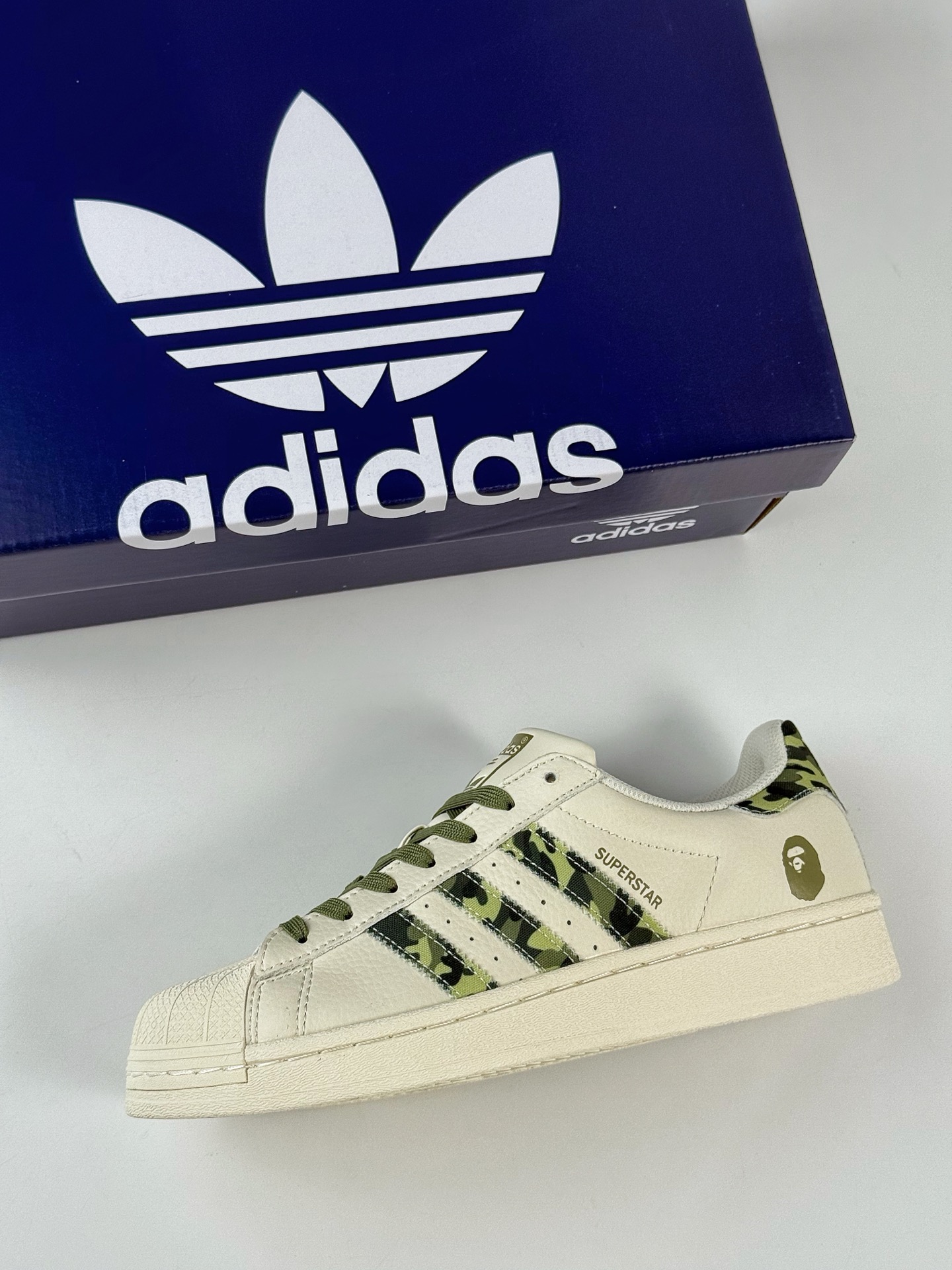 220 AD Originals Superstar x BAPE 白绿 DS0018