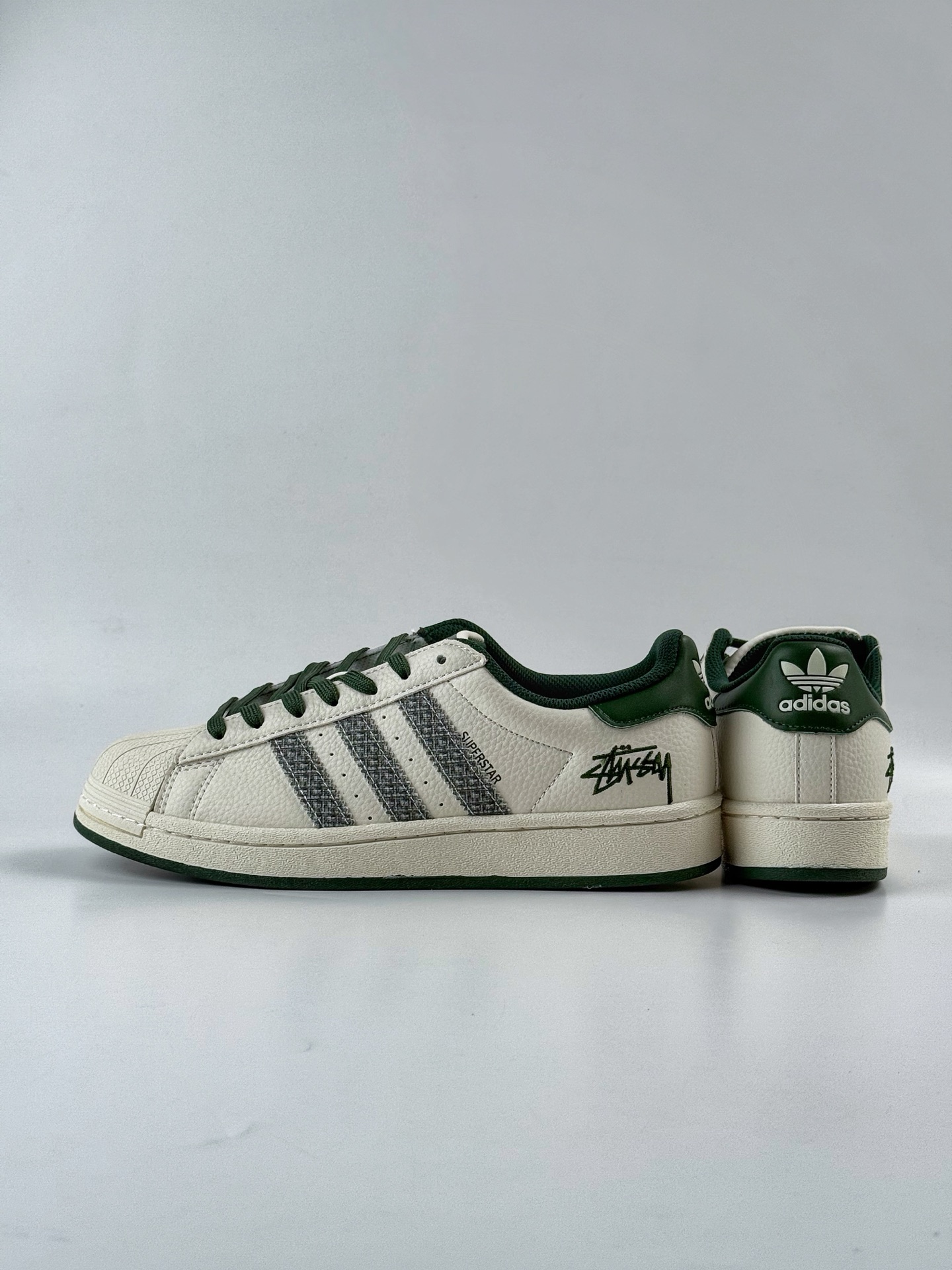 220 AD Originals Superstar x Stussy 白绿 AD8017