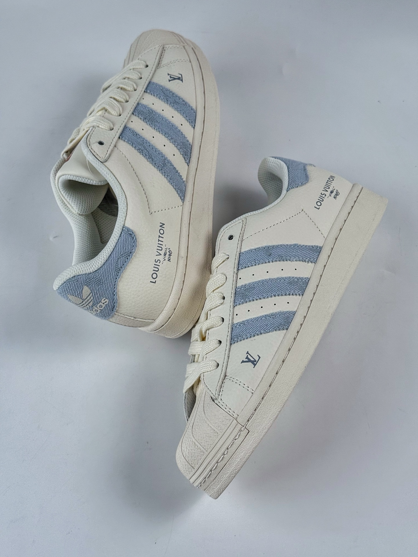 220 AD Originals Superstar x Louis Vuitton 白蓝 SD6821