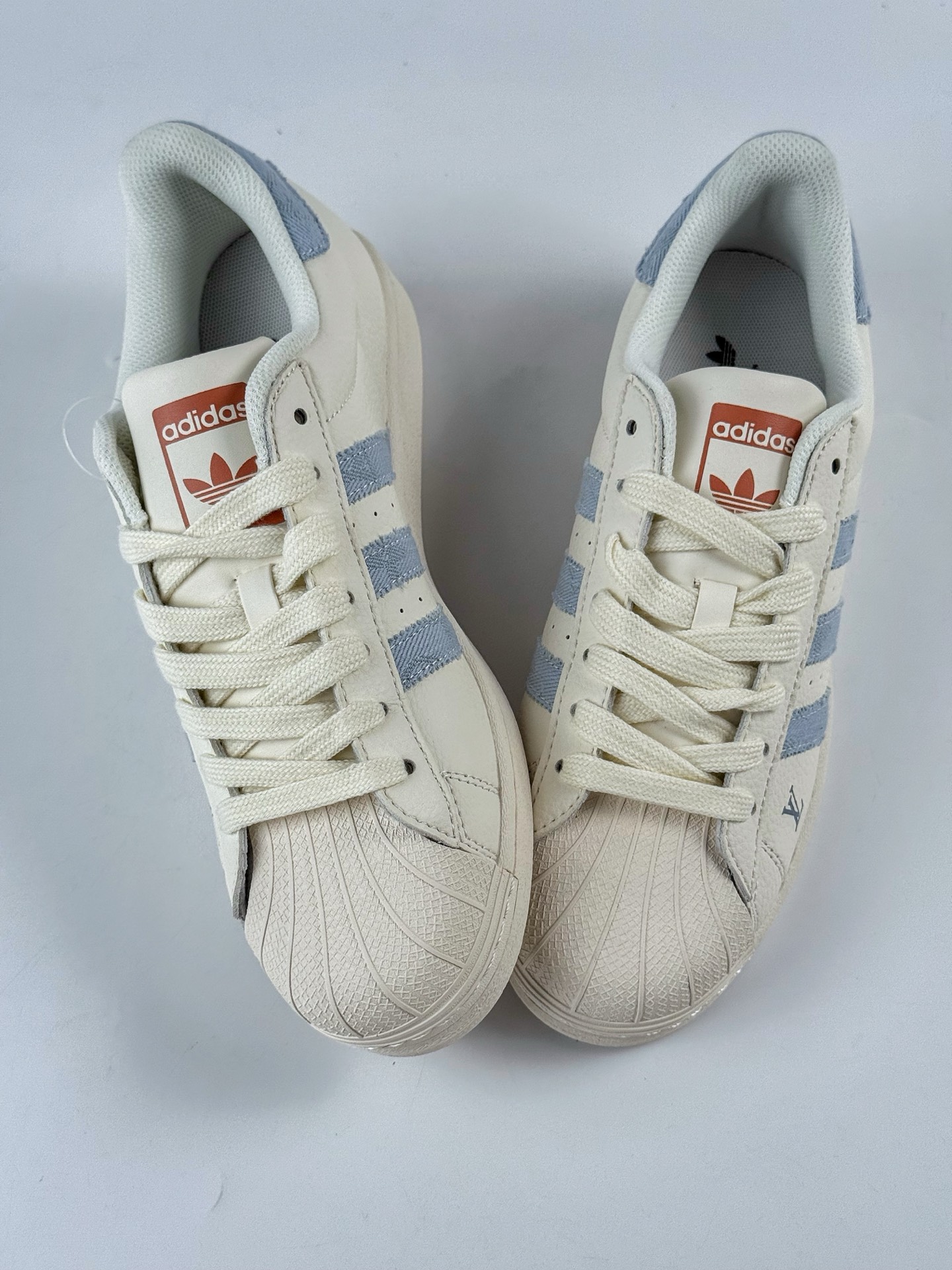 220 AD Originals Superstar x Louis Vuitton 白蓝 SD6821