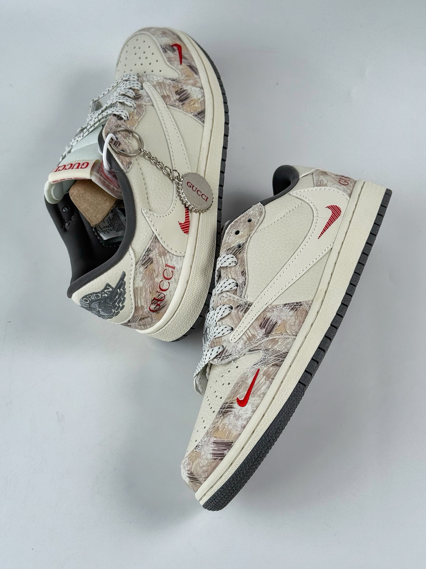 260 Travis Scott x Nike Air Jordan 1 Low x GUCCI Air Jordan 1 Low 反转灰棕双小勾满天星倒钩 XB1979-005