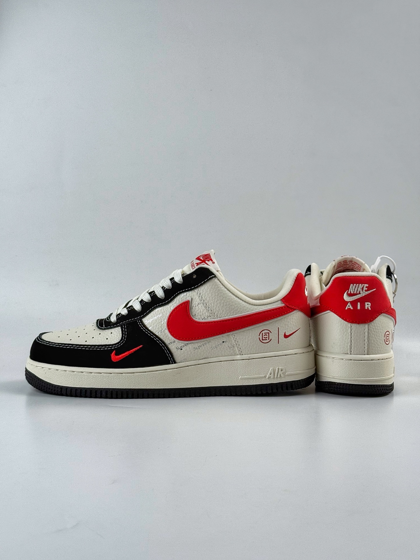 260 Nike Air Force 1 Low 07 x Superme 黑白红双小勾 KB1688-001