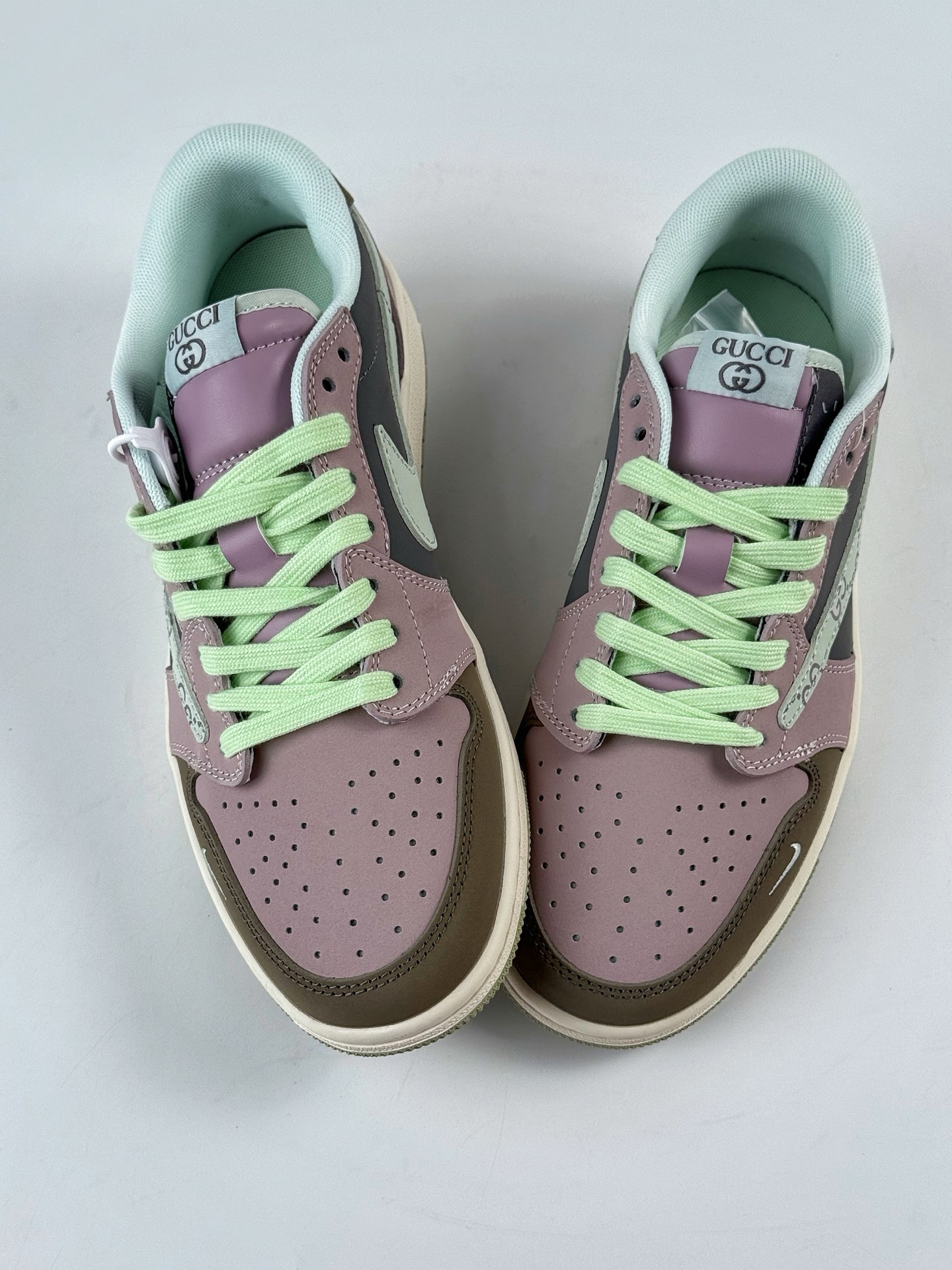 260 Travis Scott x Nike Air Jordan 1 Low x GUCCI Air Jordan 1 Low 反转棕紫小勾倒钩 XD0798-305