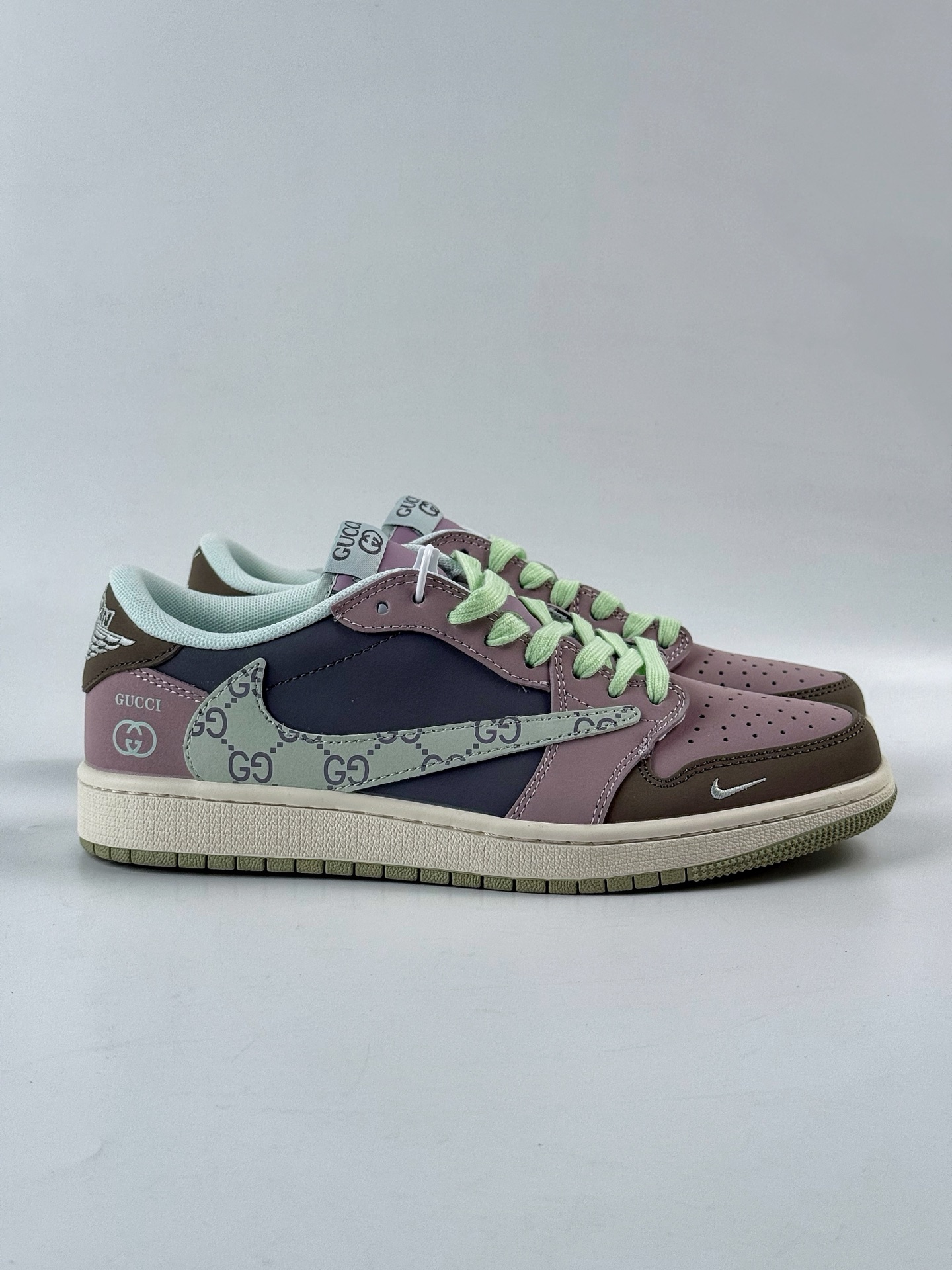260 Travis Scott x Nike Air Jordan 1 Low x GUCCI Air Jordan 1 Low 反转棕紫小勾倒钩 XD0798-305