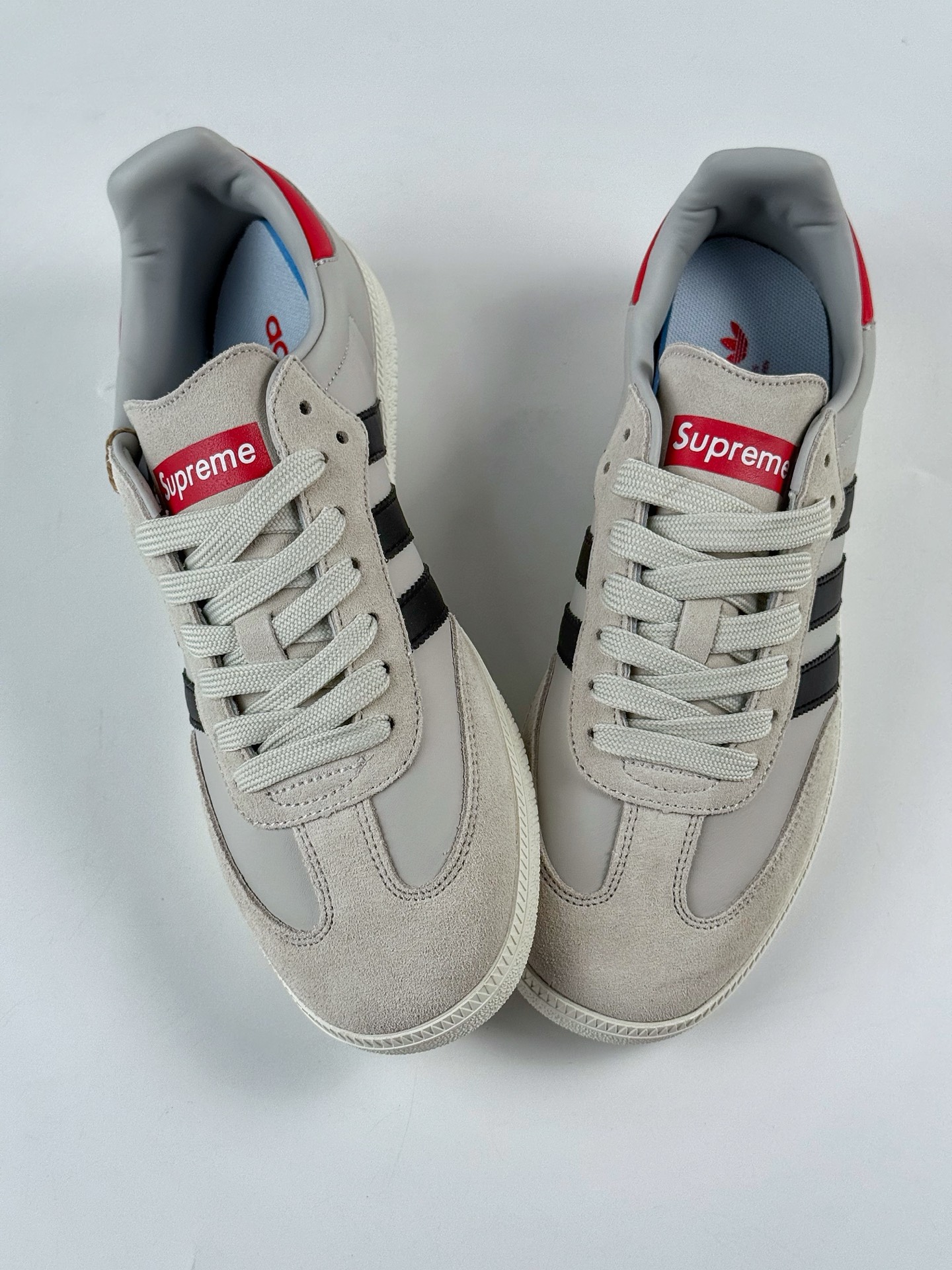 200 adidas originals Samba OG x Supreme 灰黑 桑巴舞系列复古经典轻便板鞋 GJ75814